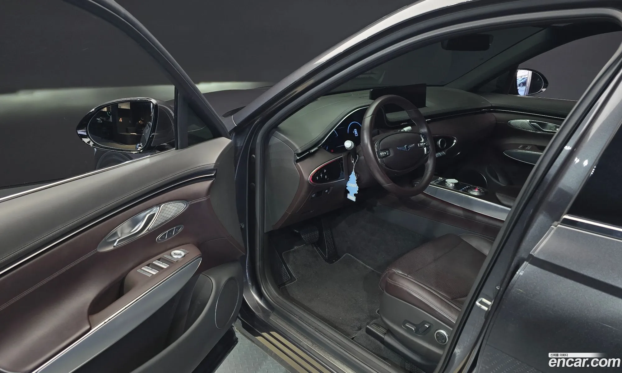 Genesis GV70 2021 — 2