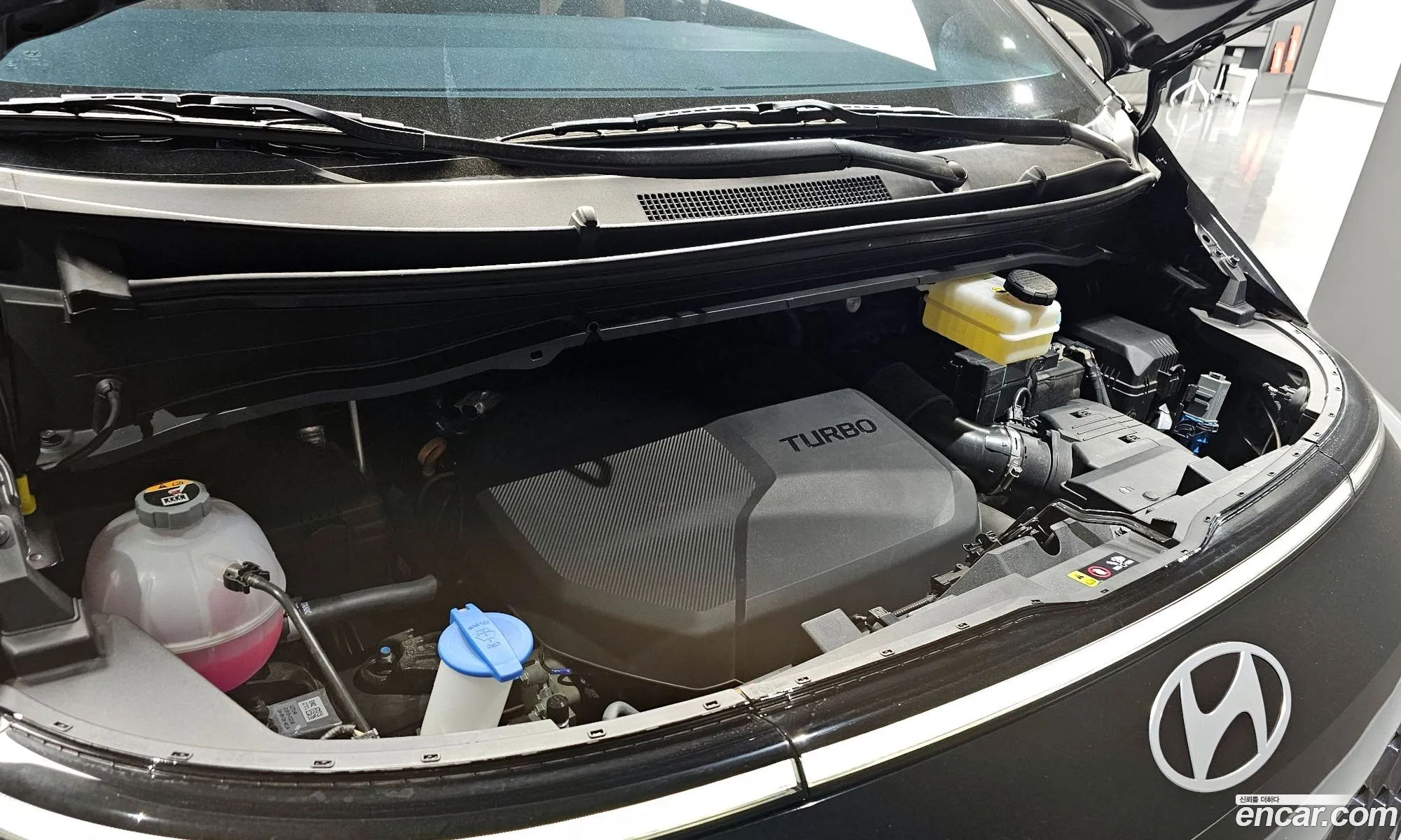 Hyundai Staria 2024 — 3