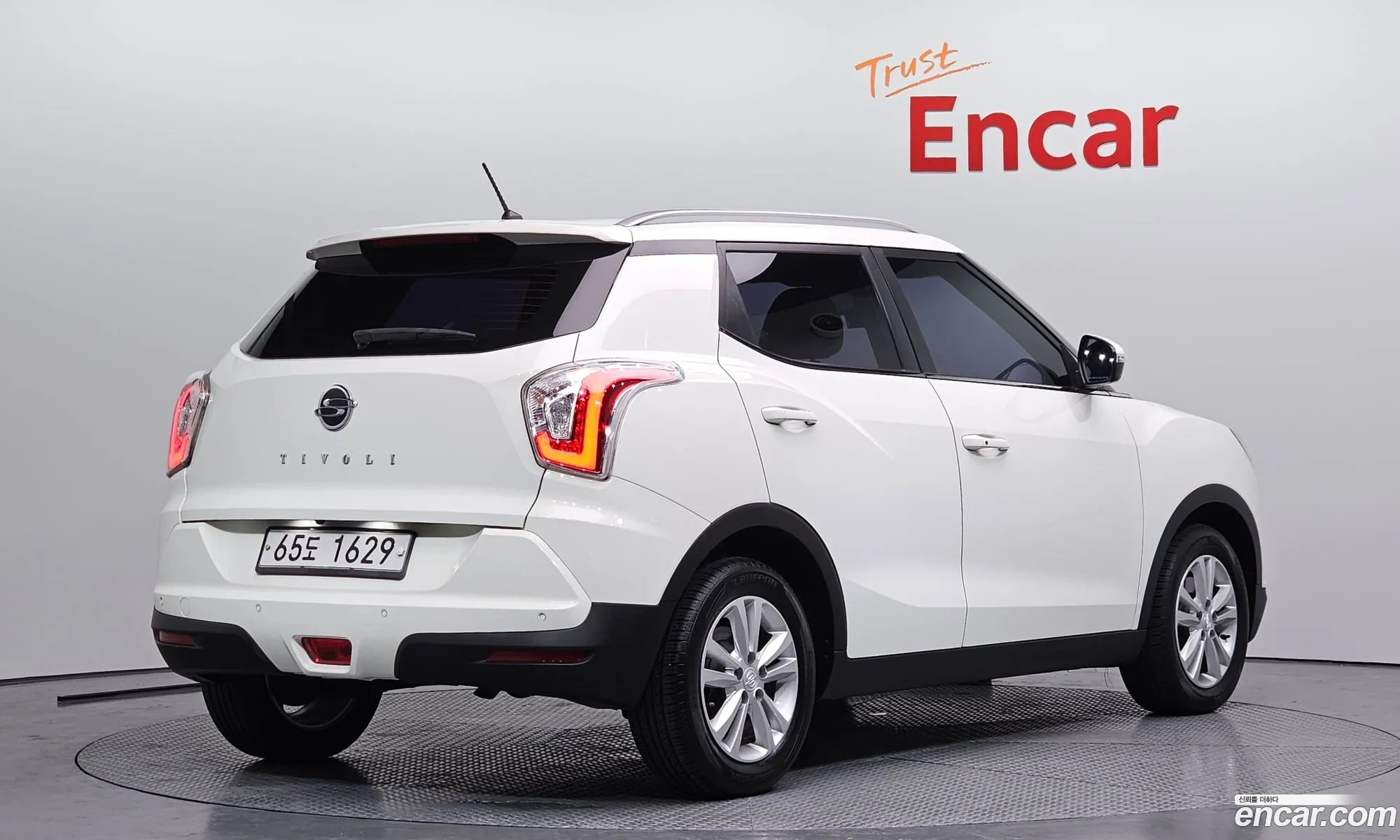 KG Mobility (SsangYong) Tivoli 2017 — 8
