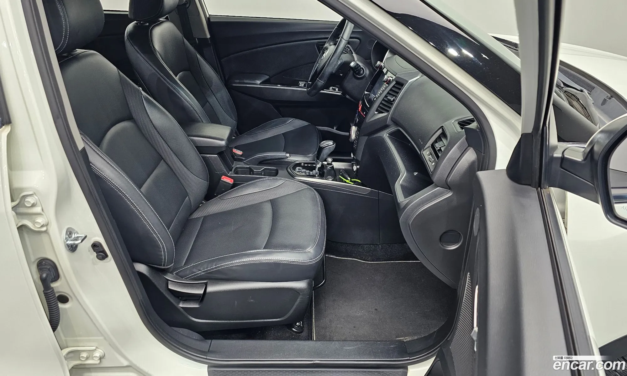 KG Mobility (SsangYong) Tivoli 2017 — 9