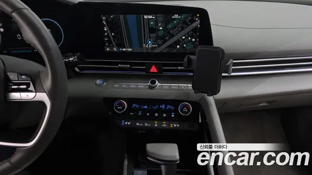 Hyundai Elantra 2024 — 15