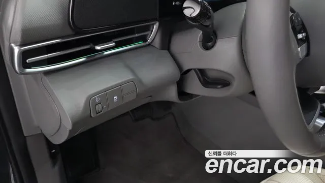 Hyundai Elantra 2024 — 4