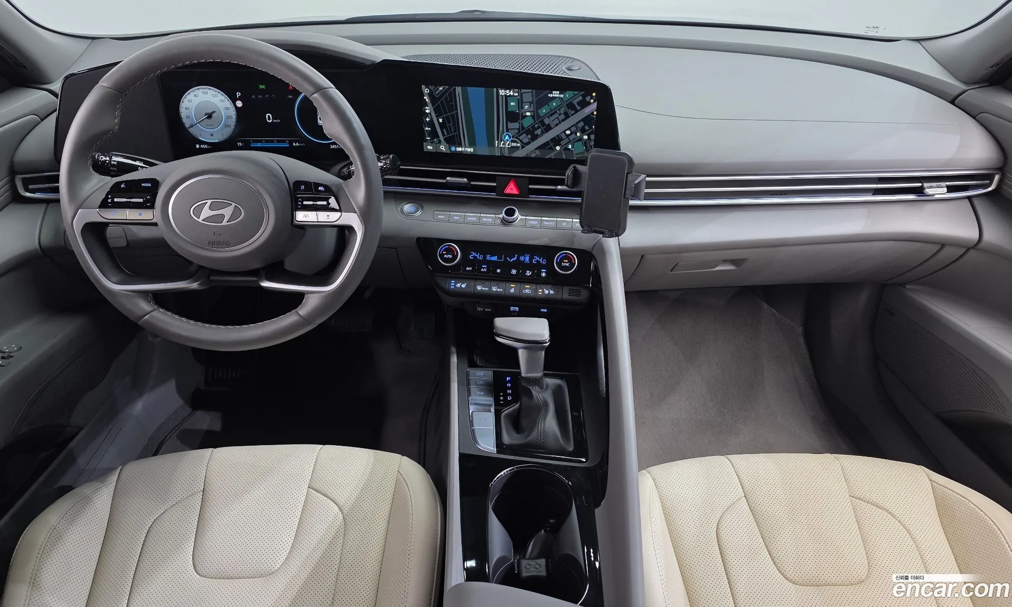 Hyundai Elantra 2024 — 7