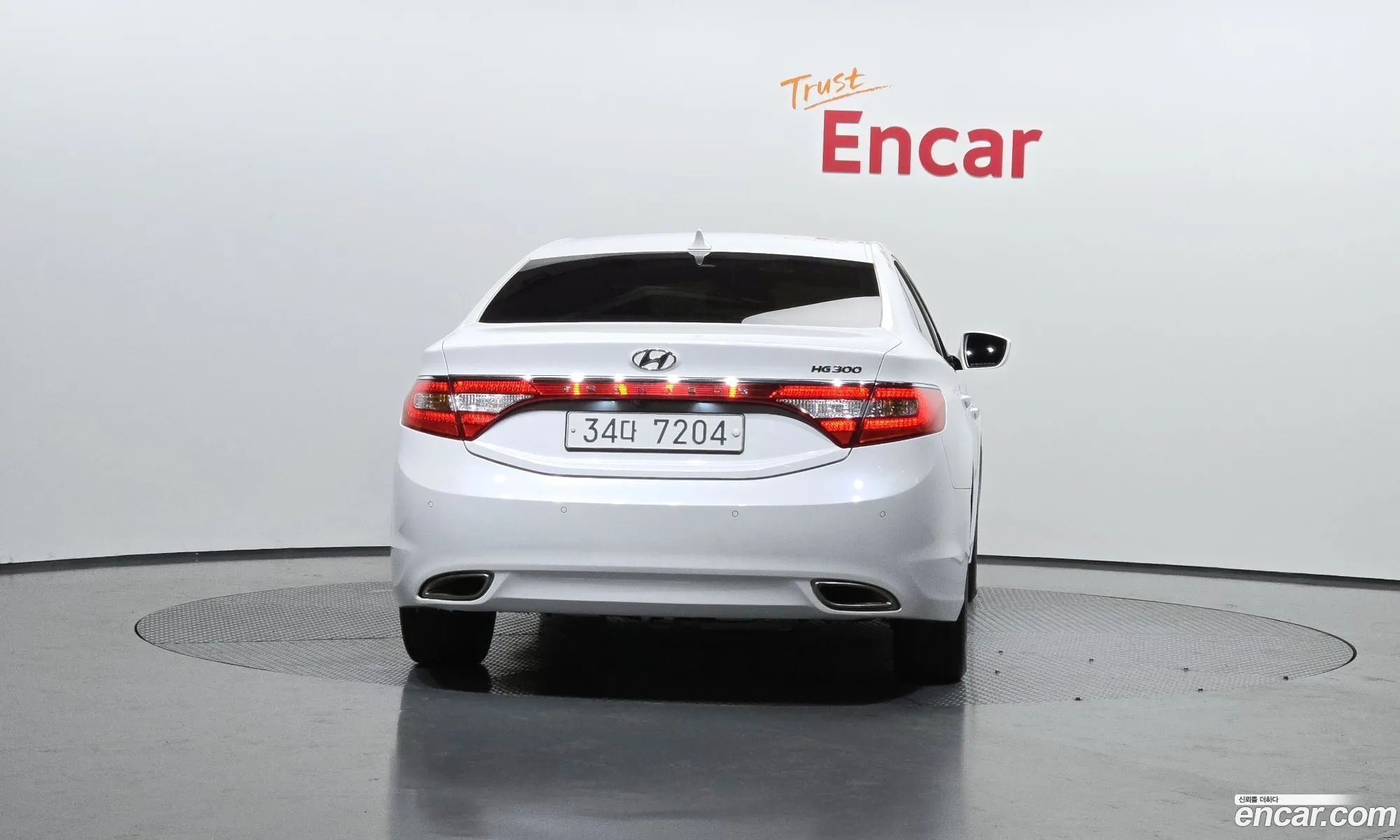 Hyundai Grandeur HG 2014 — 11