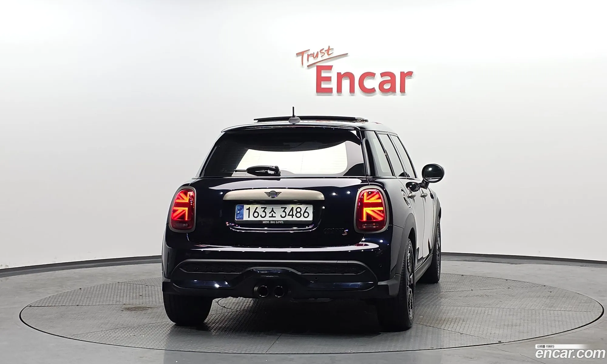 Mini Cooper S 2023 WMW61DK02P2U24514 — 10