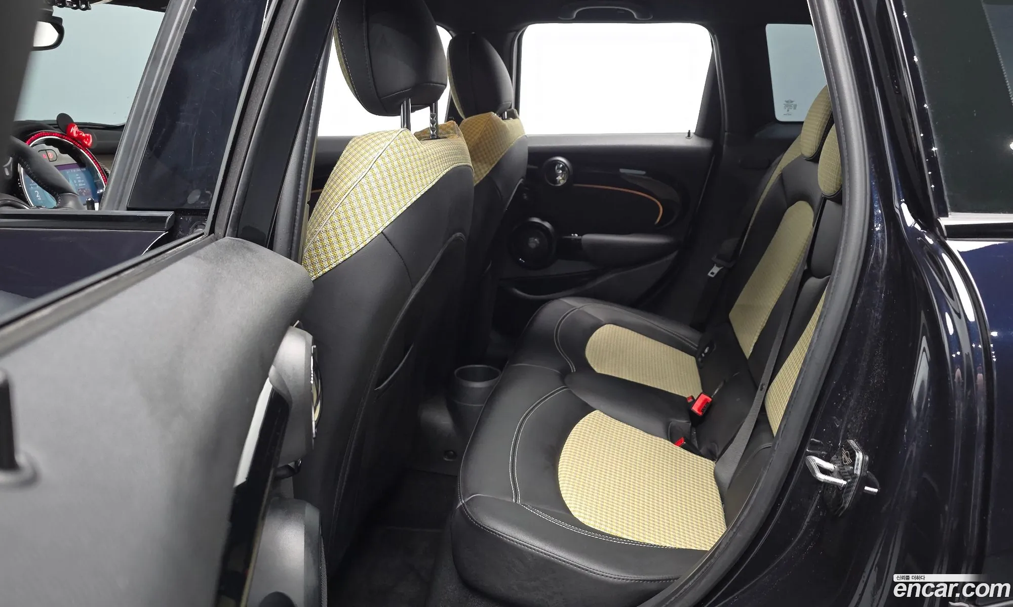 Mini Cooper S 2023 WMW61DK02P2U24514 — 20