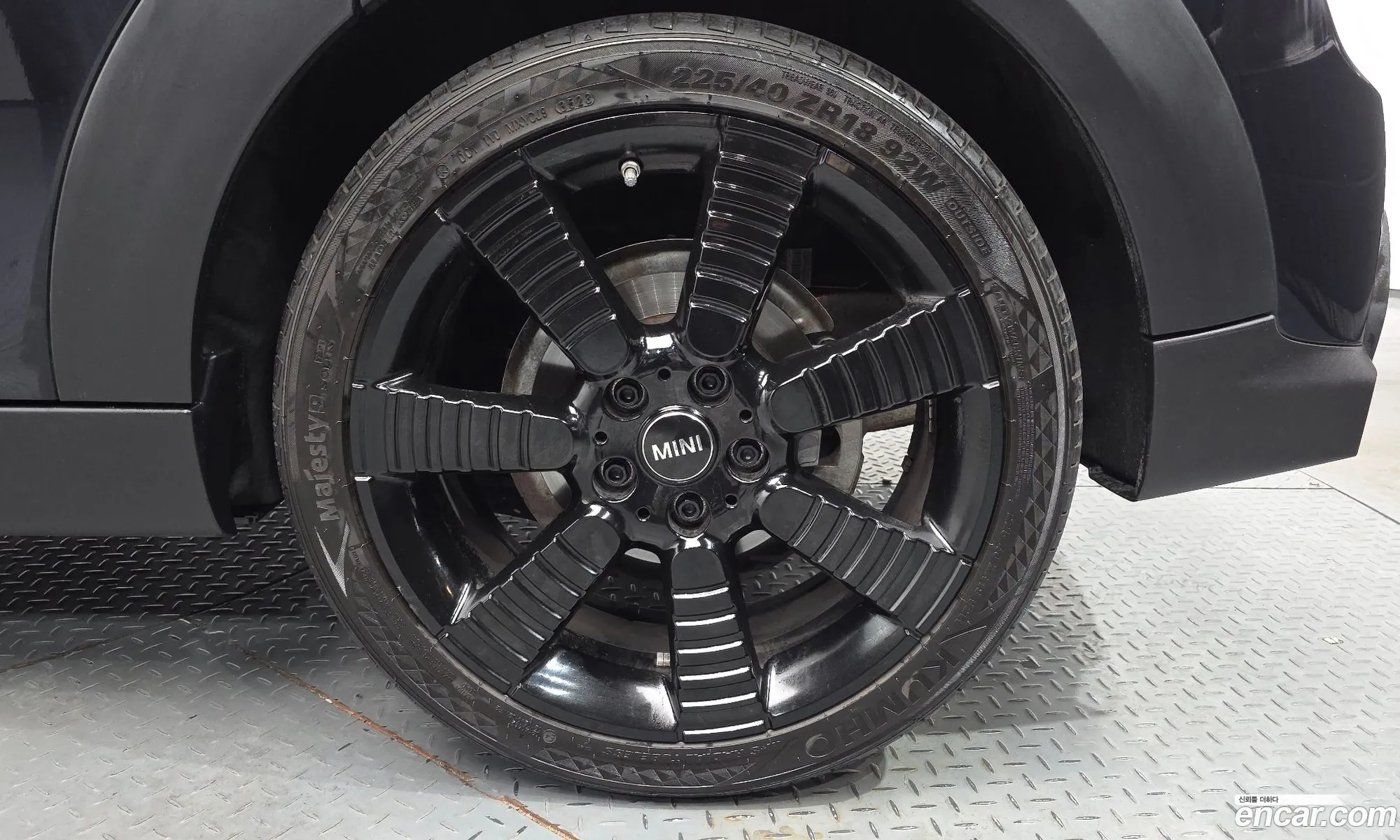 Mini Cooper S 2023 WMW61DK02P2U24514 — 13
