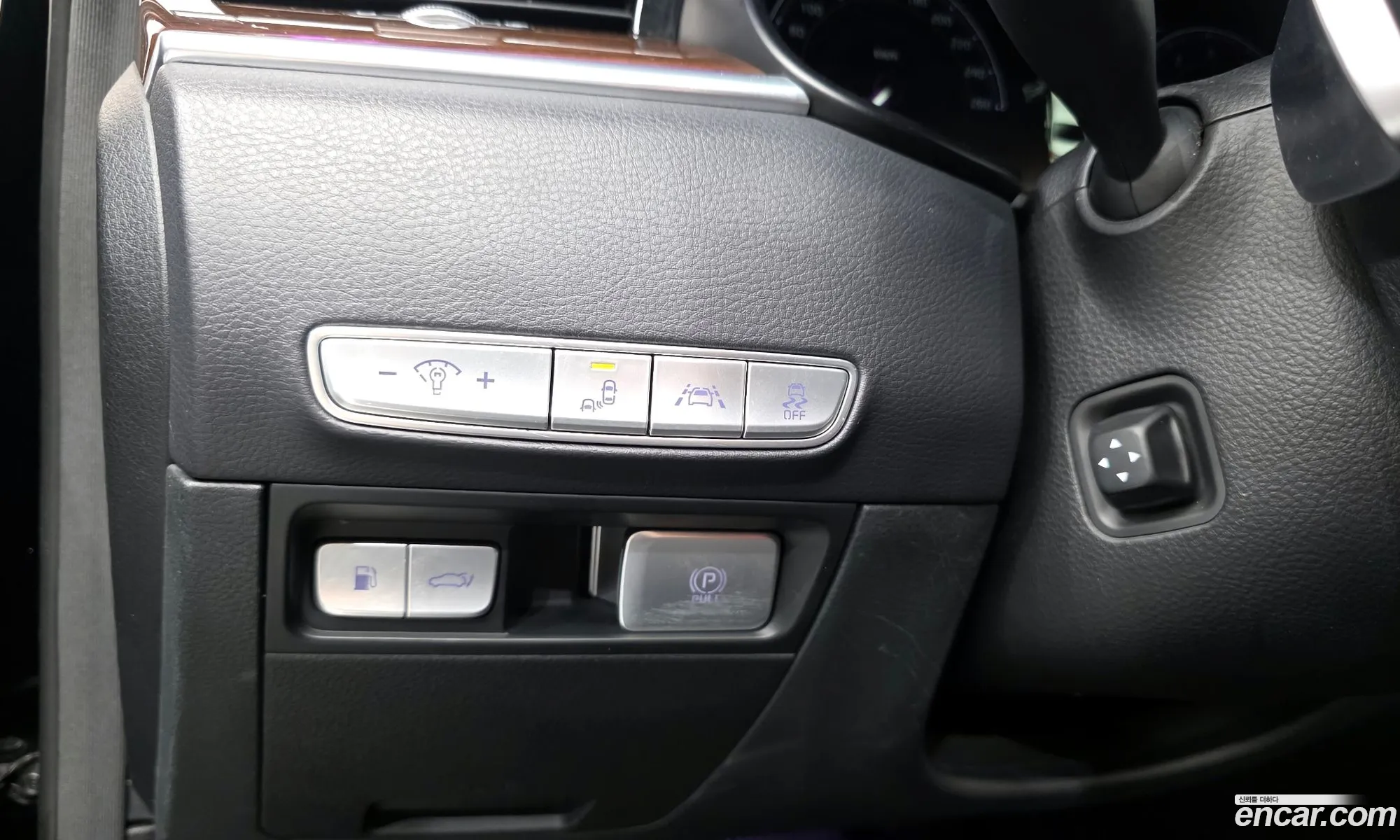 Kia The K9 2018 — 17