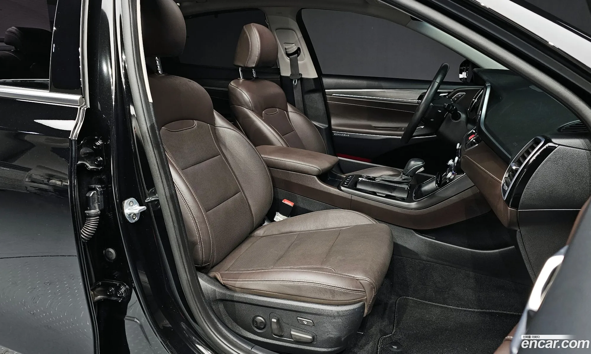 Hyundai Grandeur IG 2019 — 16