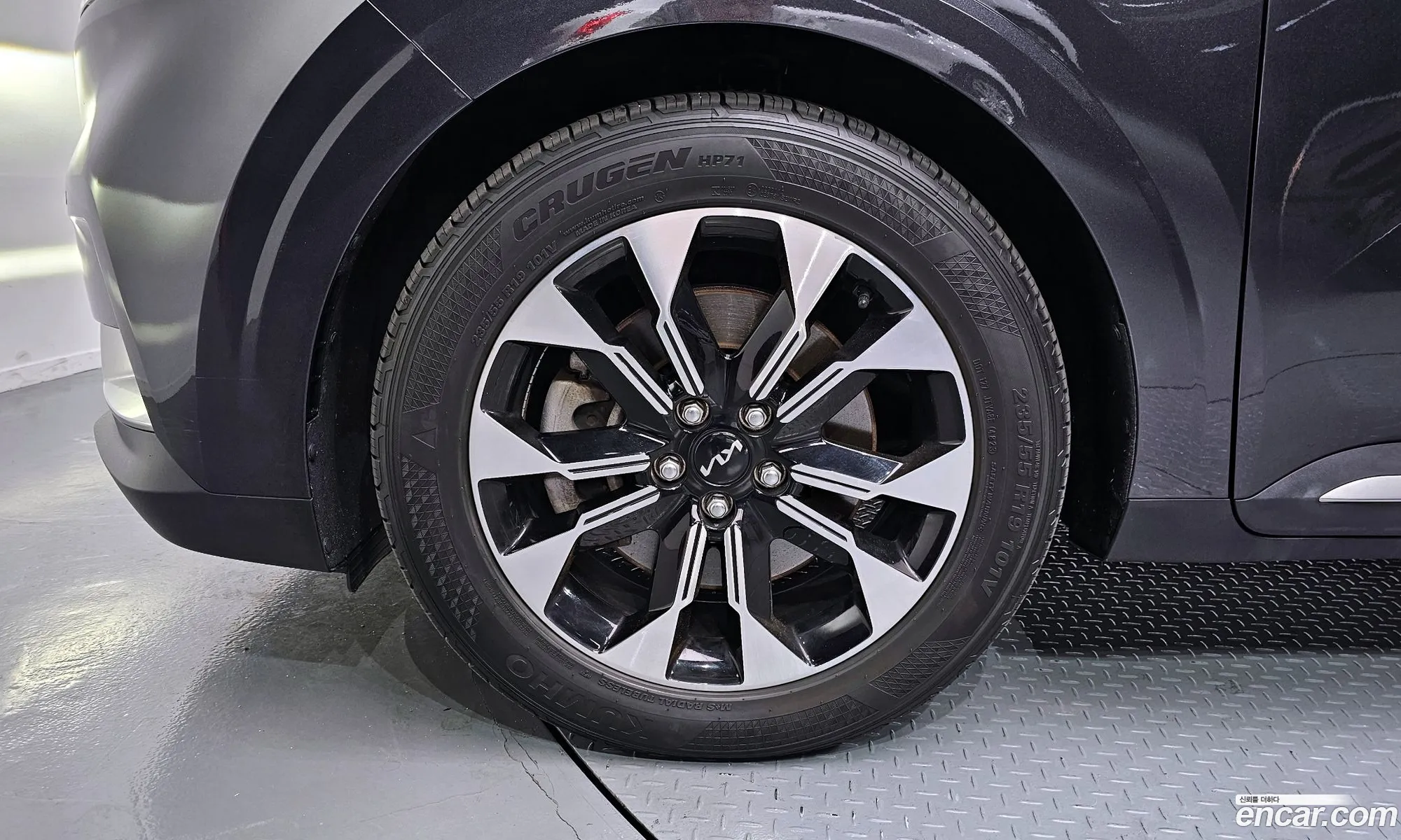 Kia Carnival 2021 — 10