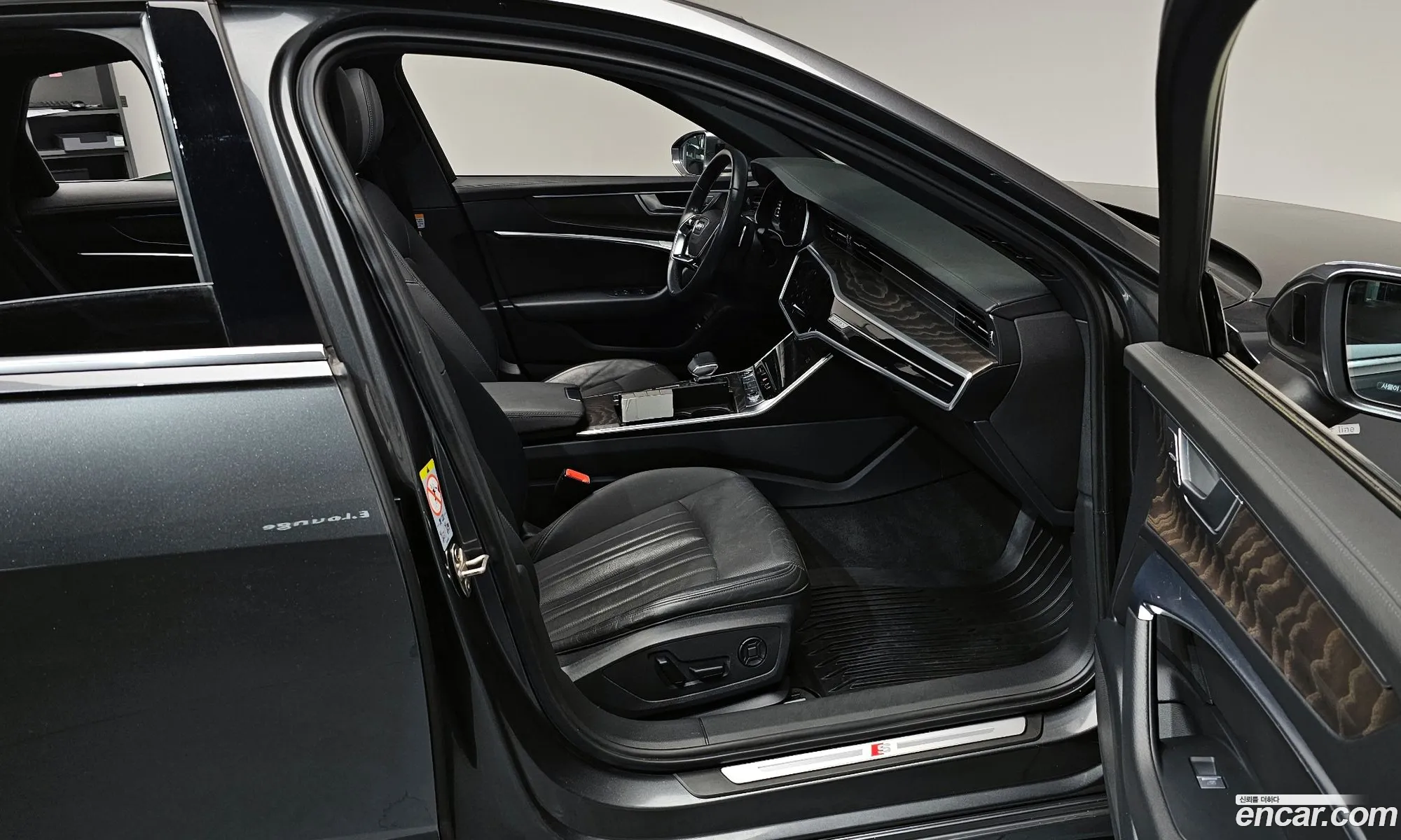 Audi A6 2022 WAUZZZF20NN015275 — 7