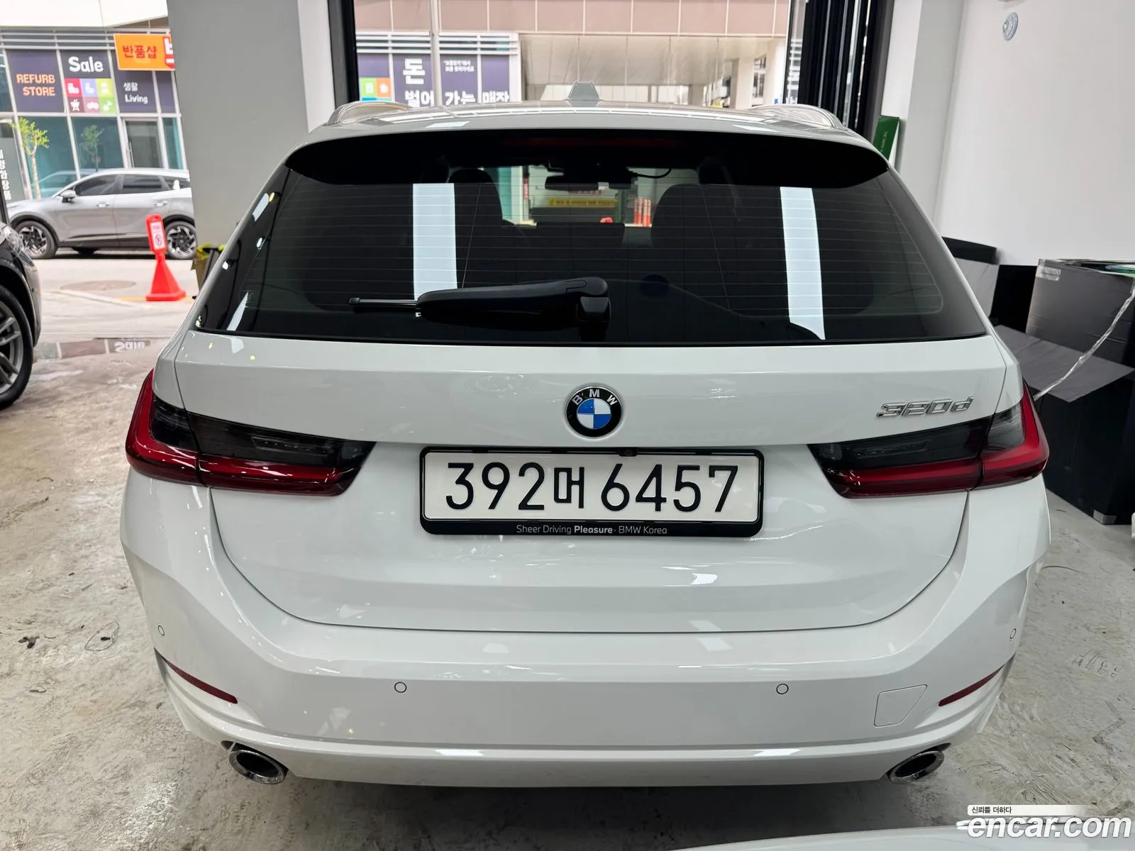 BMW 3 Series 2025 — 4