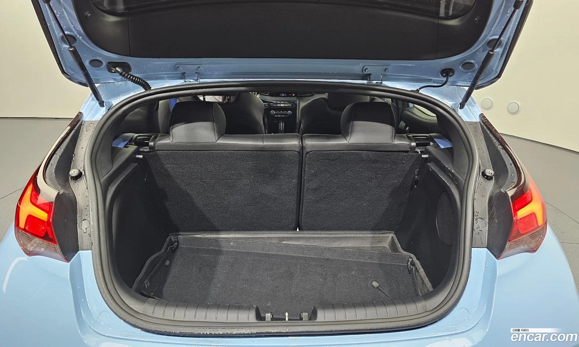 Hyundai Veloster 2021 — 2
