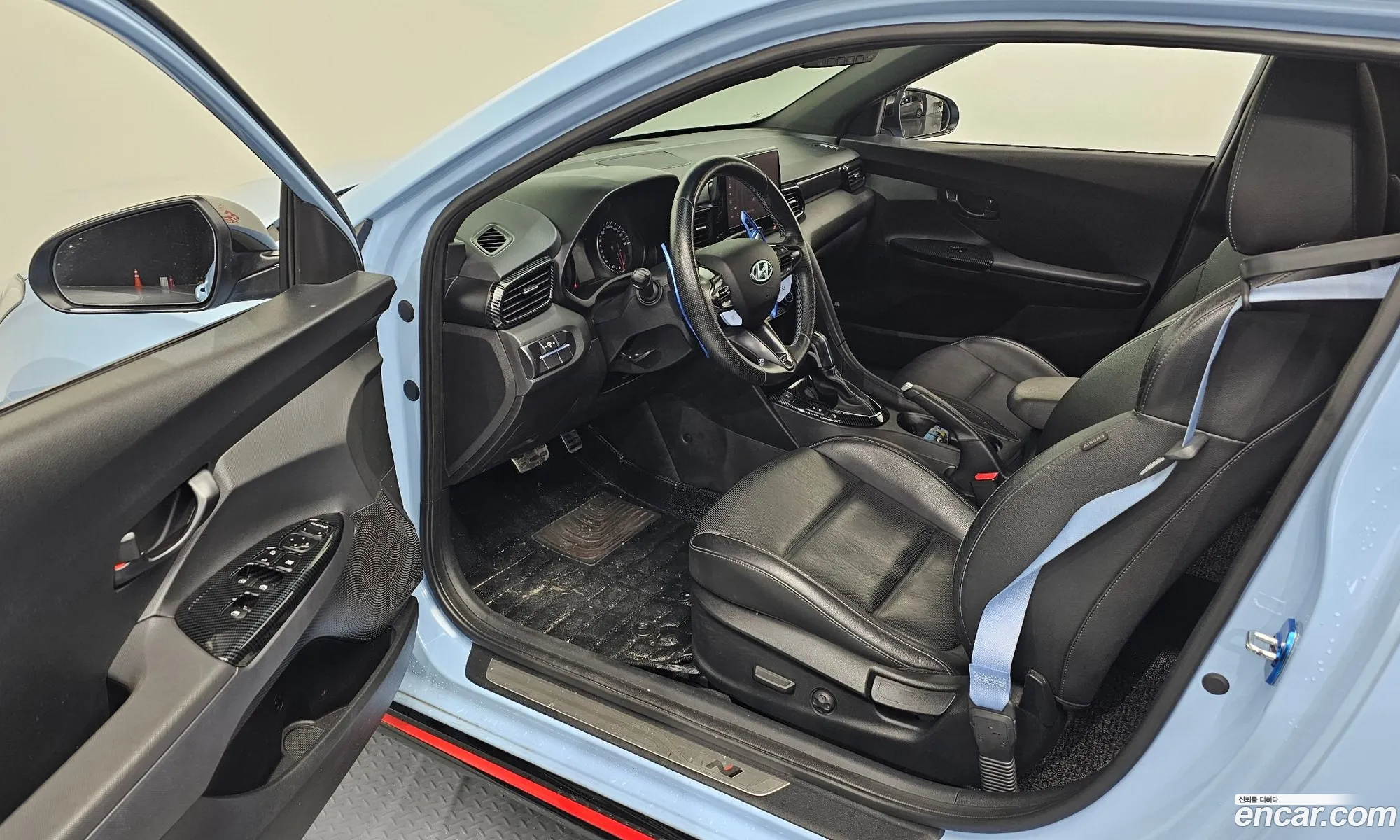 Hyundai Veloster 2021 — 16