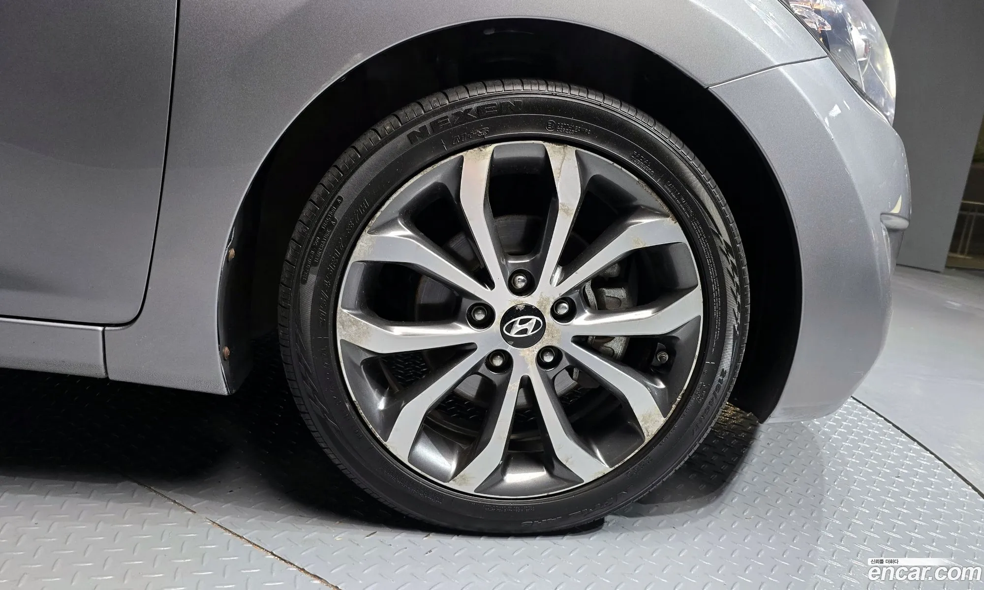 Hyundai Elantra MD 2012 — 16