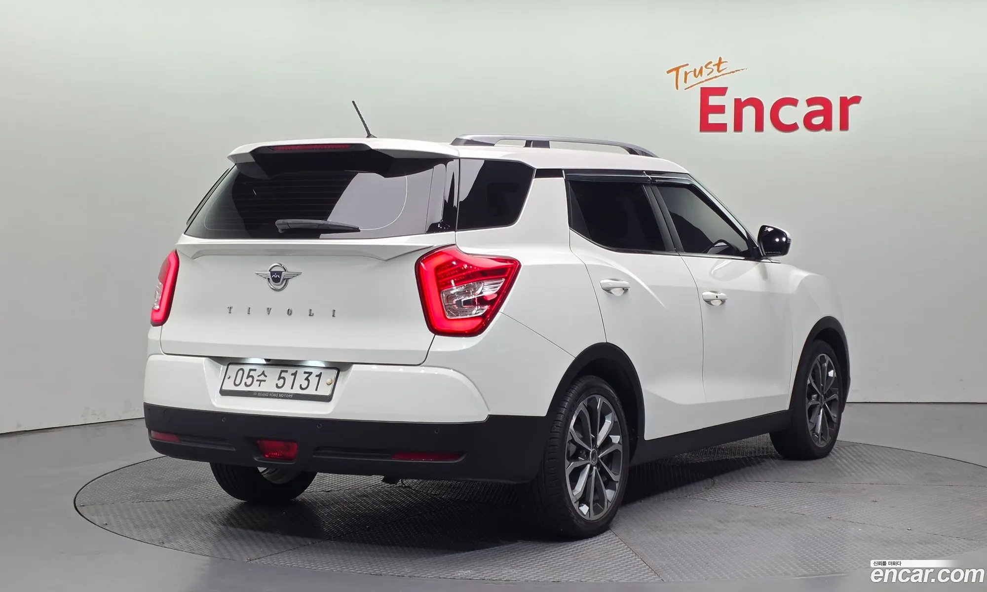 KG Mobility (SsangYong) Tivoli Air 2017 — 19