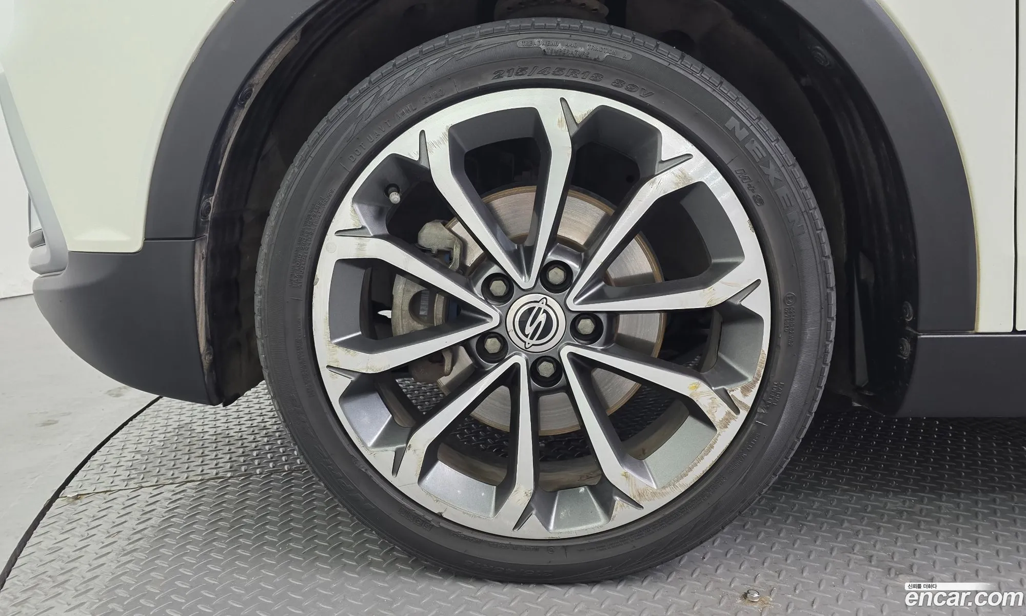 KG Mobility (SsangYong) Tivoli Air 2017 — 17