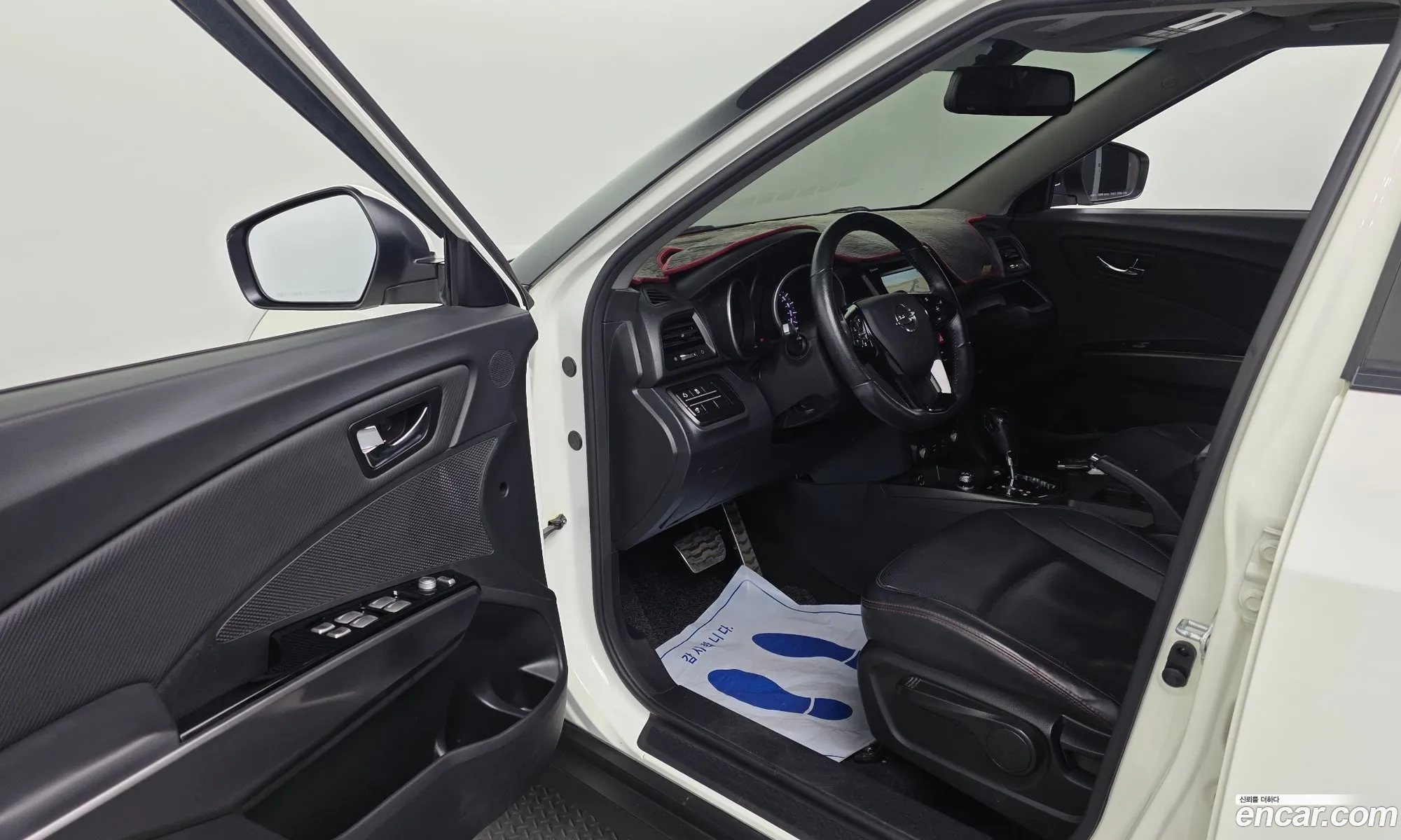 KG Mobility (SsangYong) Tivoli Air 2017 — 2