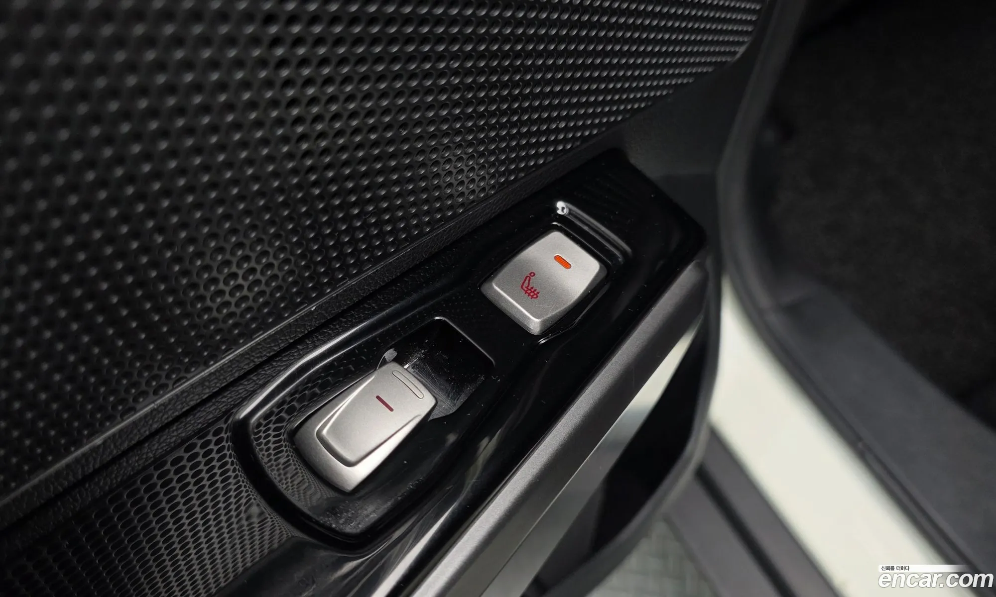 KG Mobility (SsangYong) Tivoli Air 2017 — 4