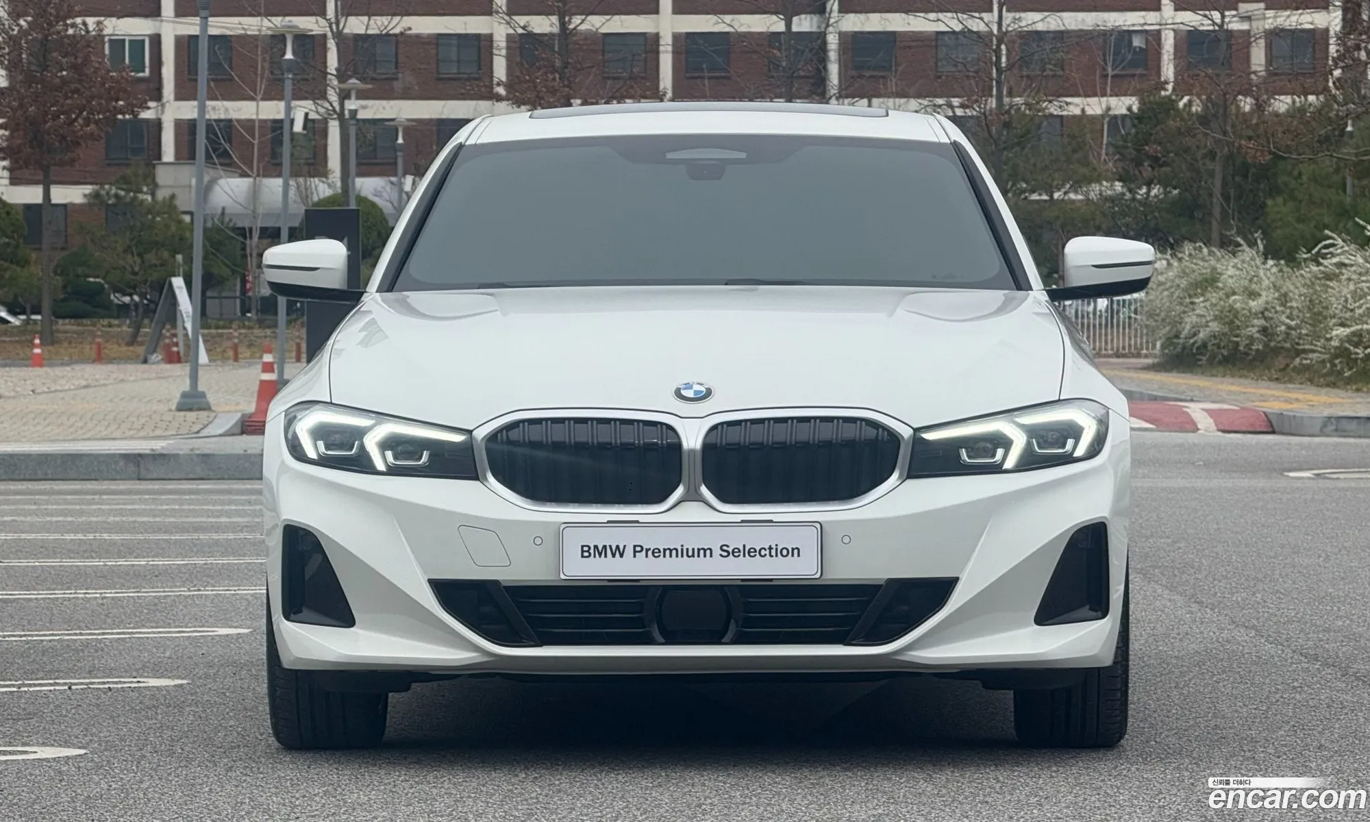 BMW 3 Series 2025 — 11