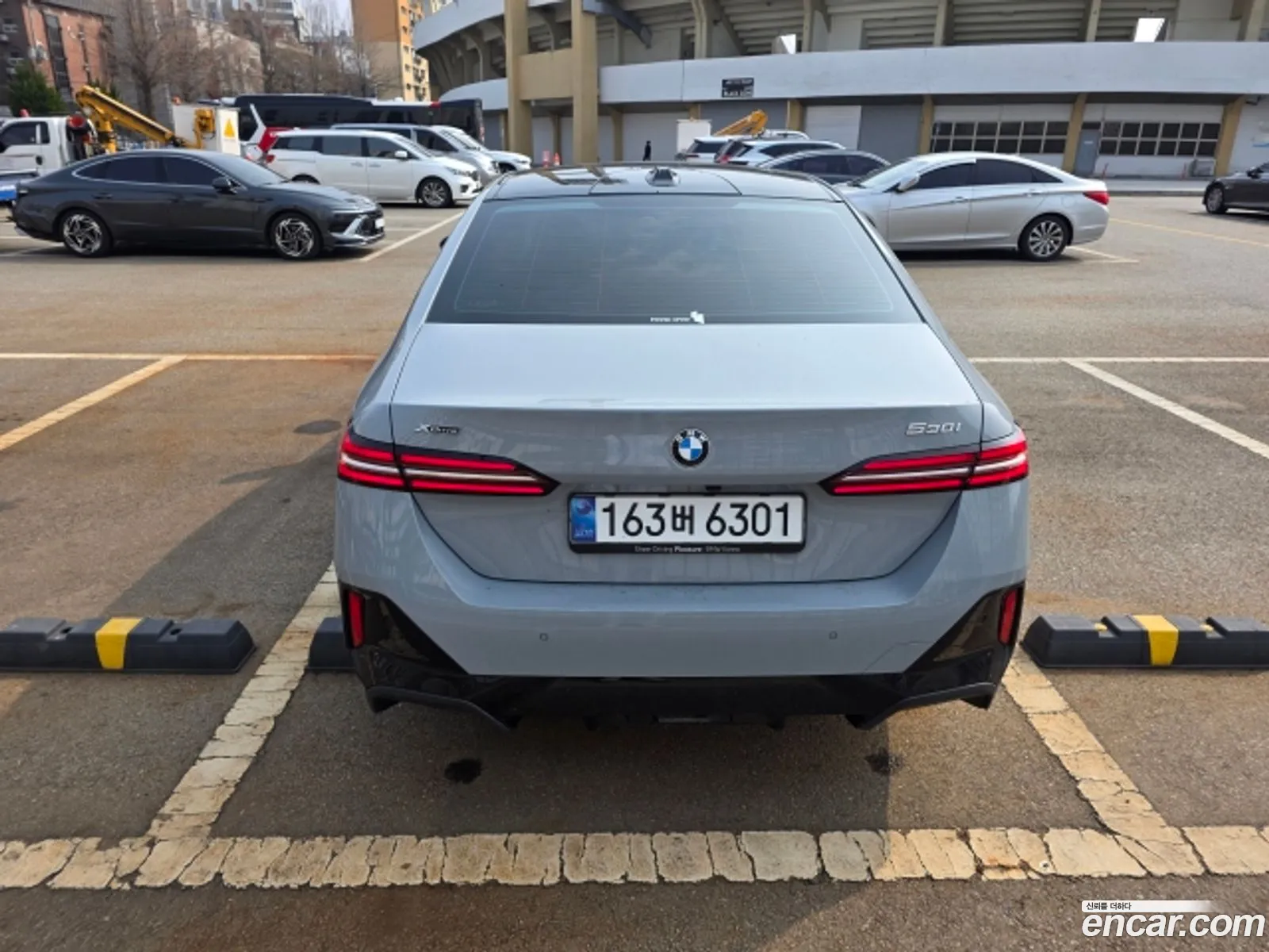 BMW 5 Series 2025 — 13