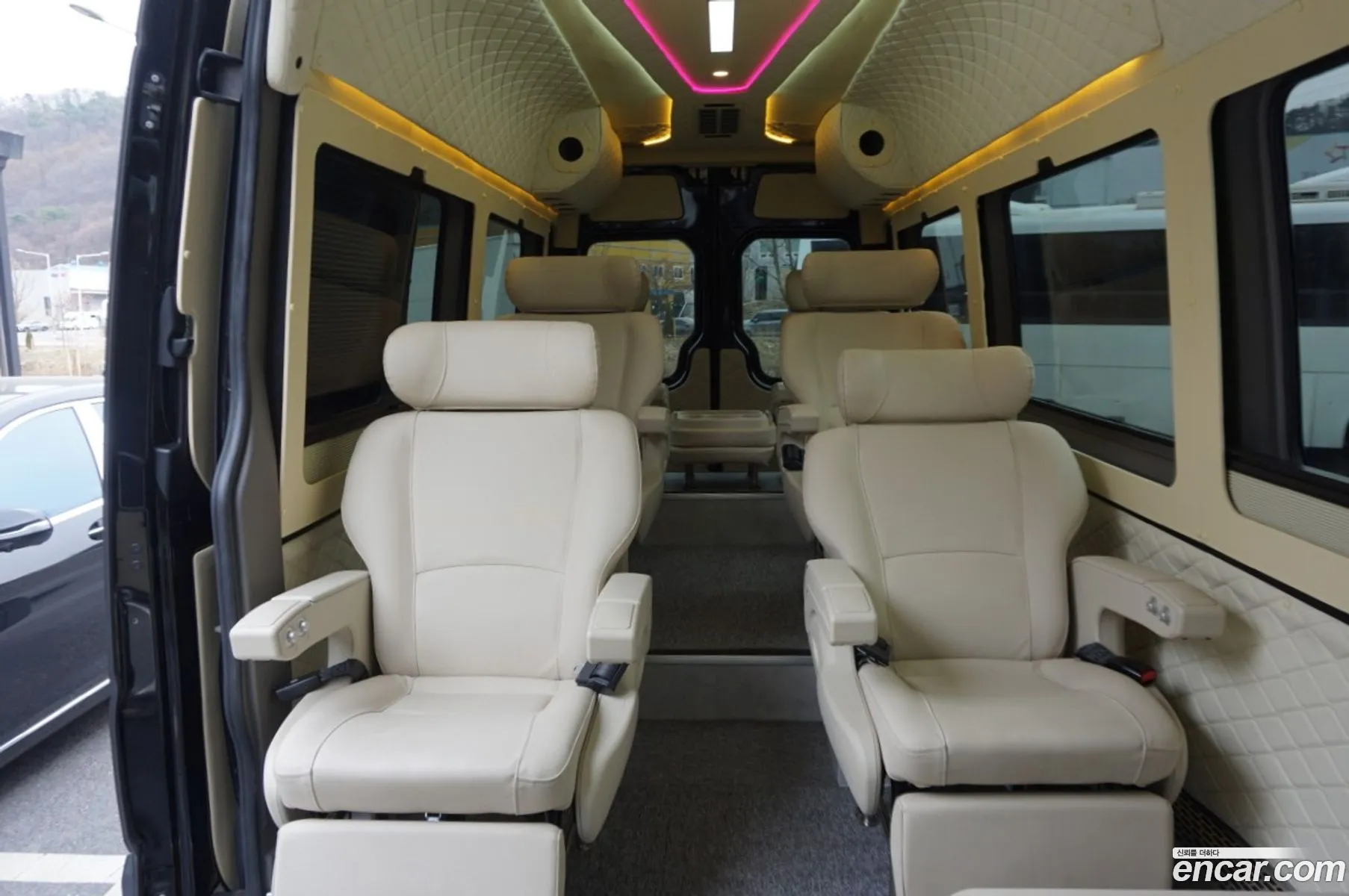 Mercedes-Benz Sprinter 2018 — 20
