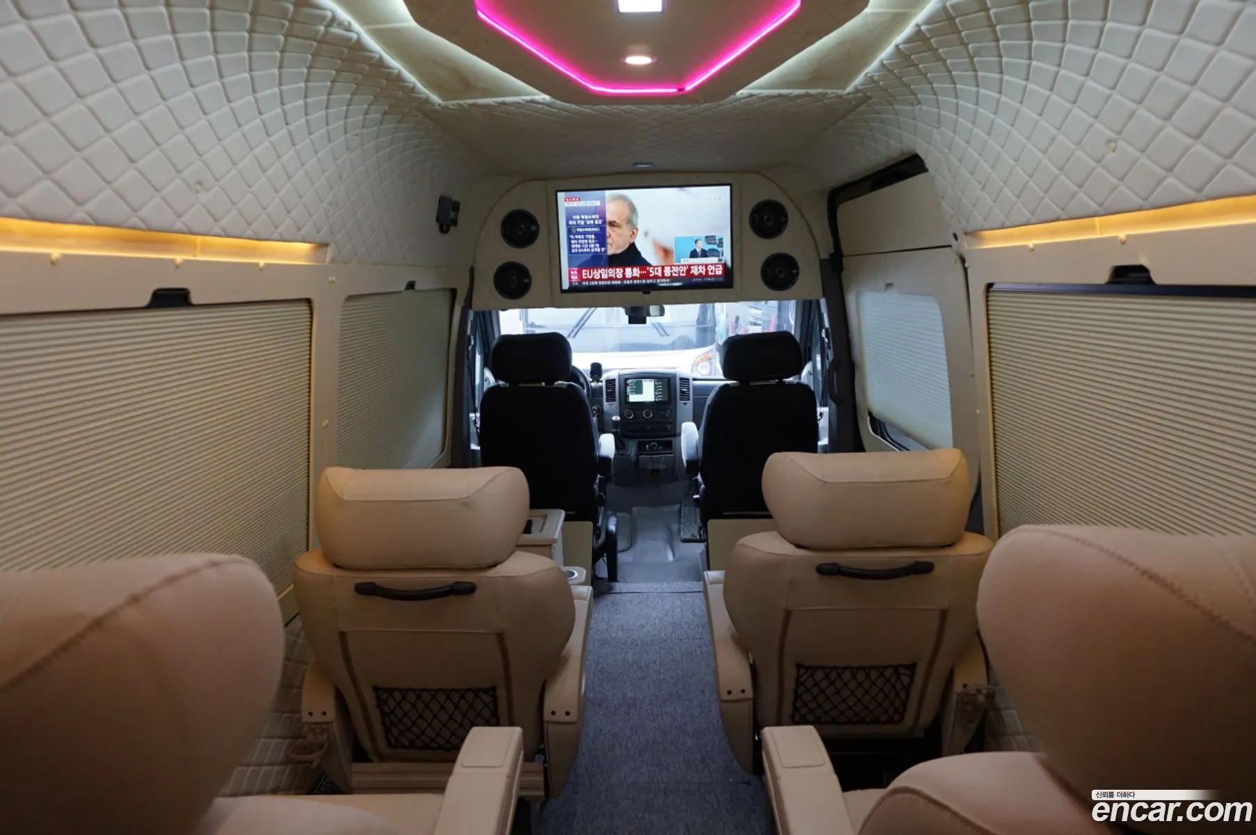 Mercedes-Benz Sprinter 2018 — 17