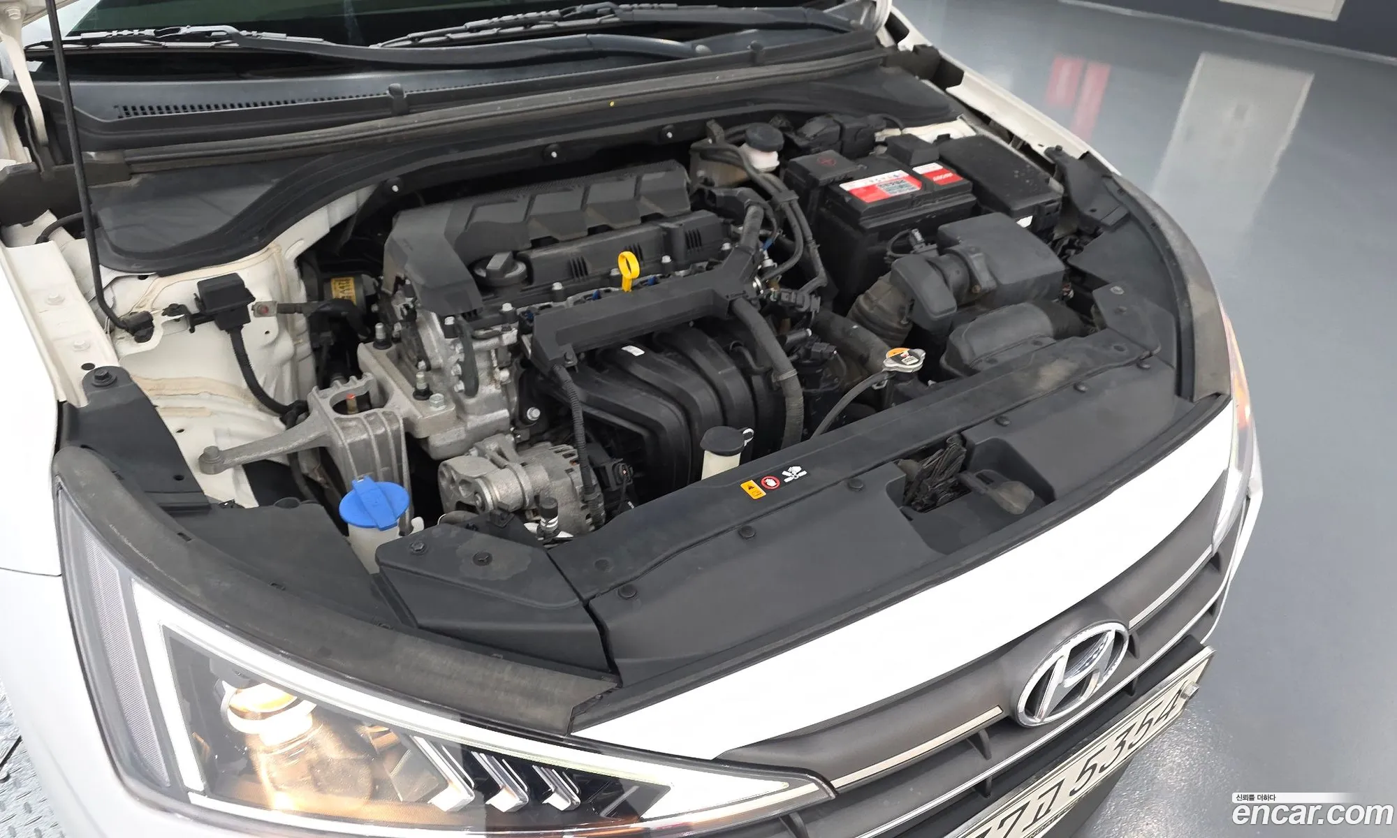 Hyundai Elantra AD 2020 — 4