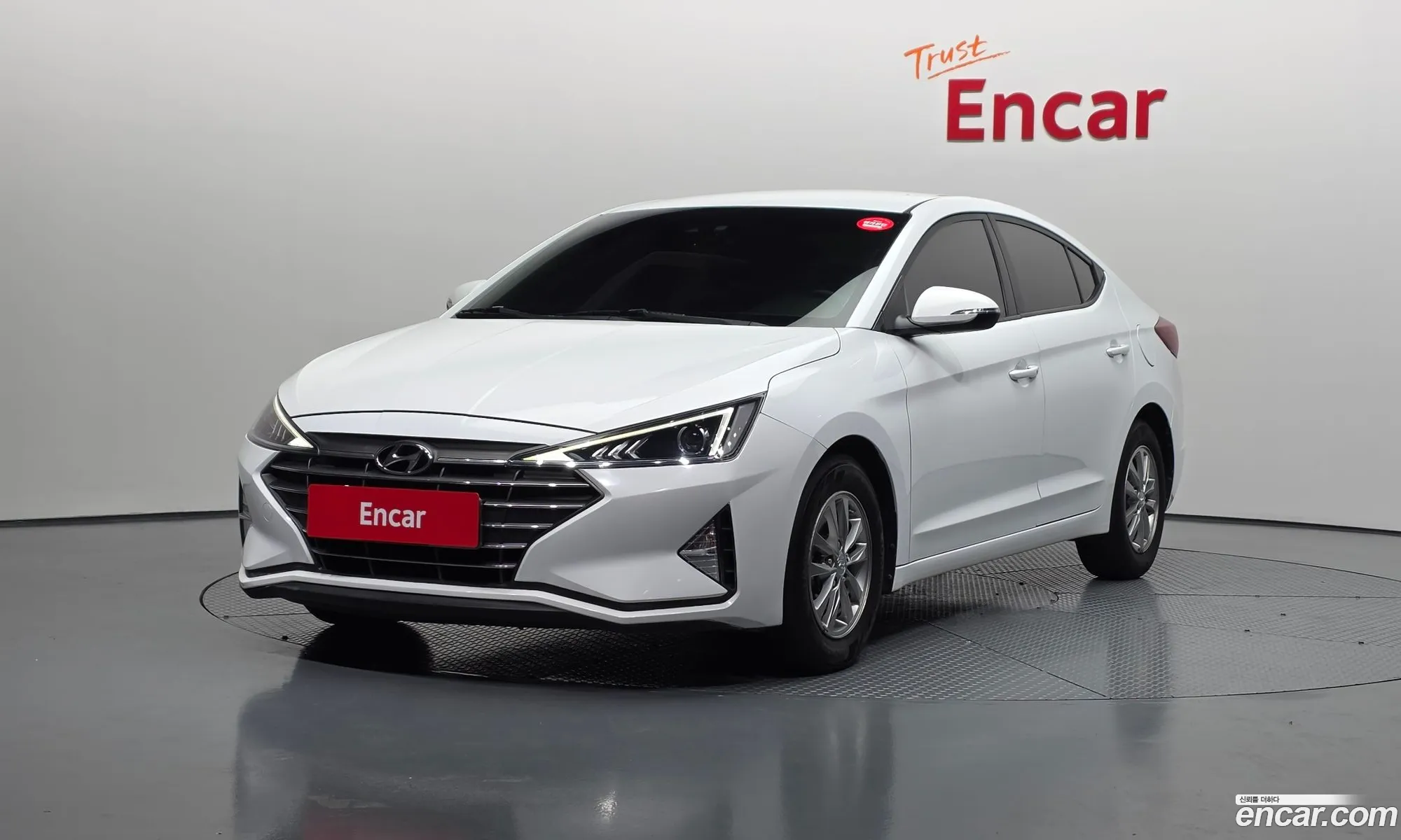 Hyundai Elantra AD 2020 — 8