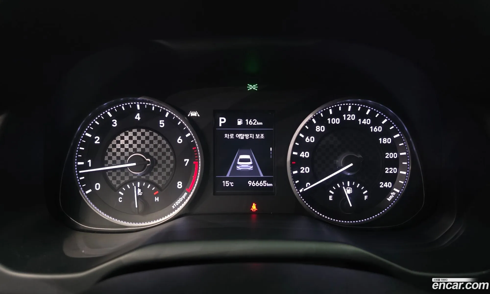 Hyundai Elantra AD 2020 — 14