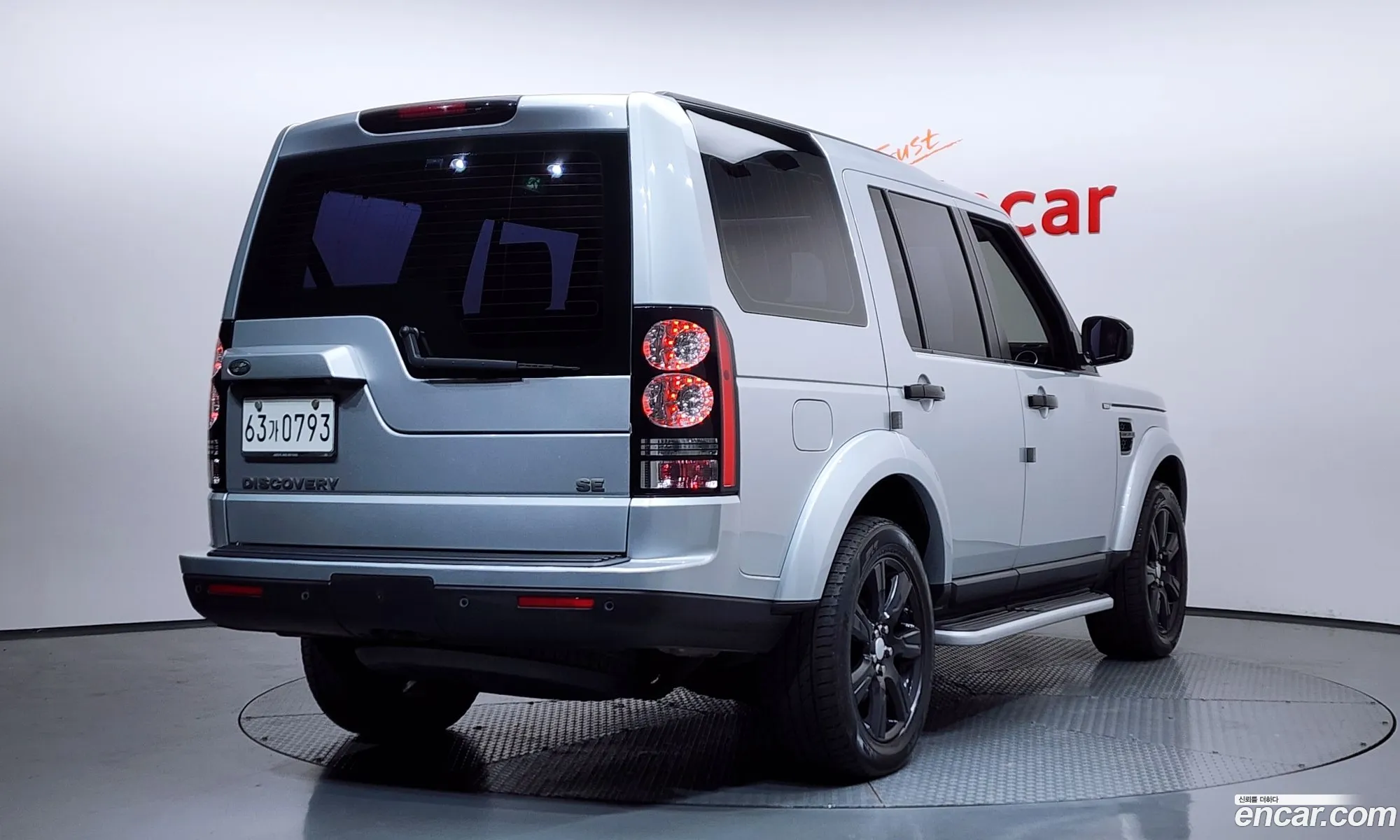 Land Rover Discovery 4 2015 SALLAAAG6GA787922 — 17