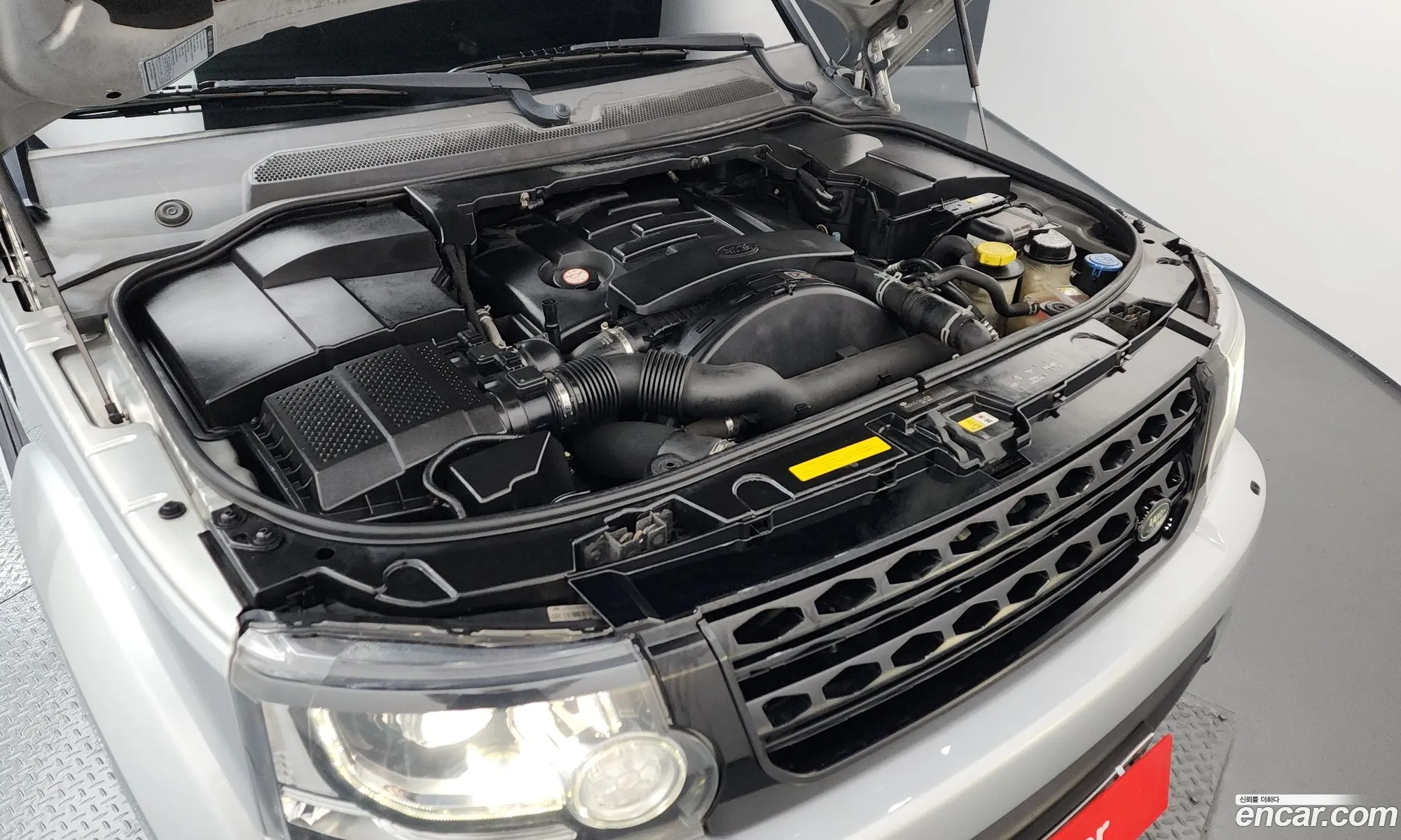Land Rover Discovery 4 2015 SALLAAAG6GA787922 — 12