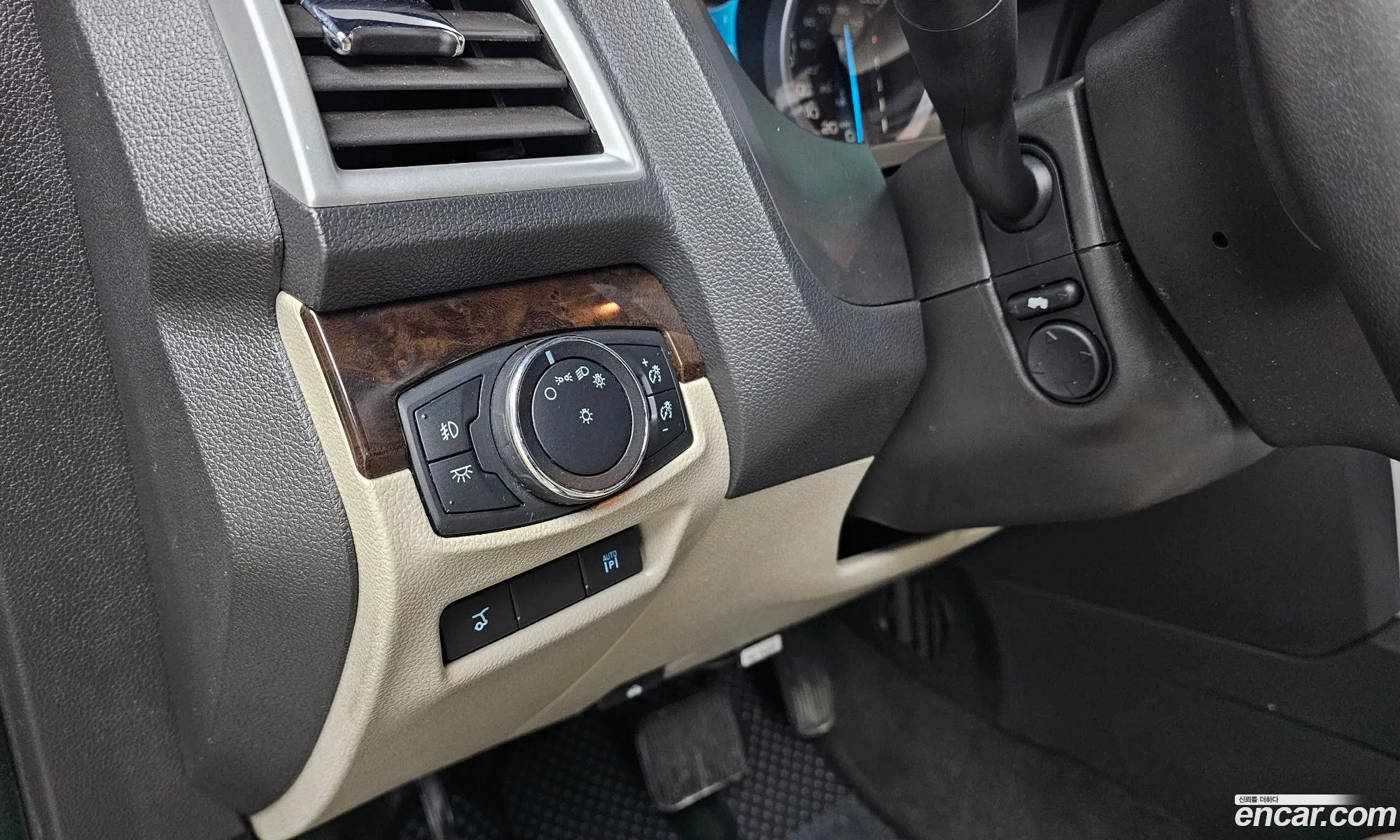 Ford Explorer 2015 1FM5K8F82FGC00627 — 14