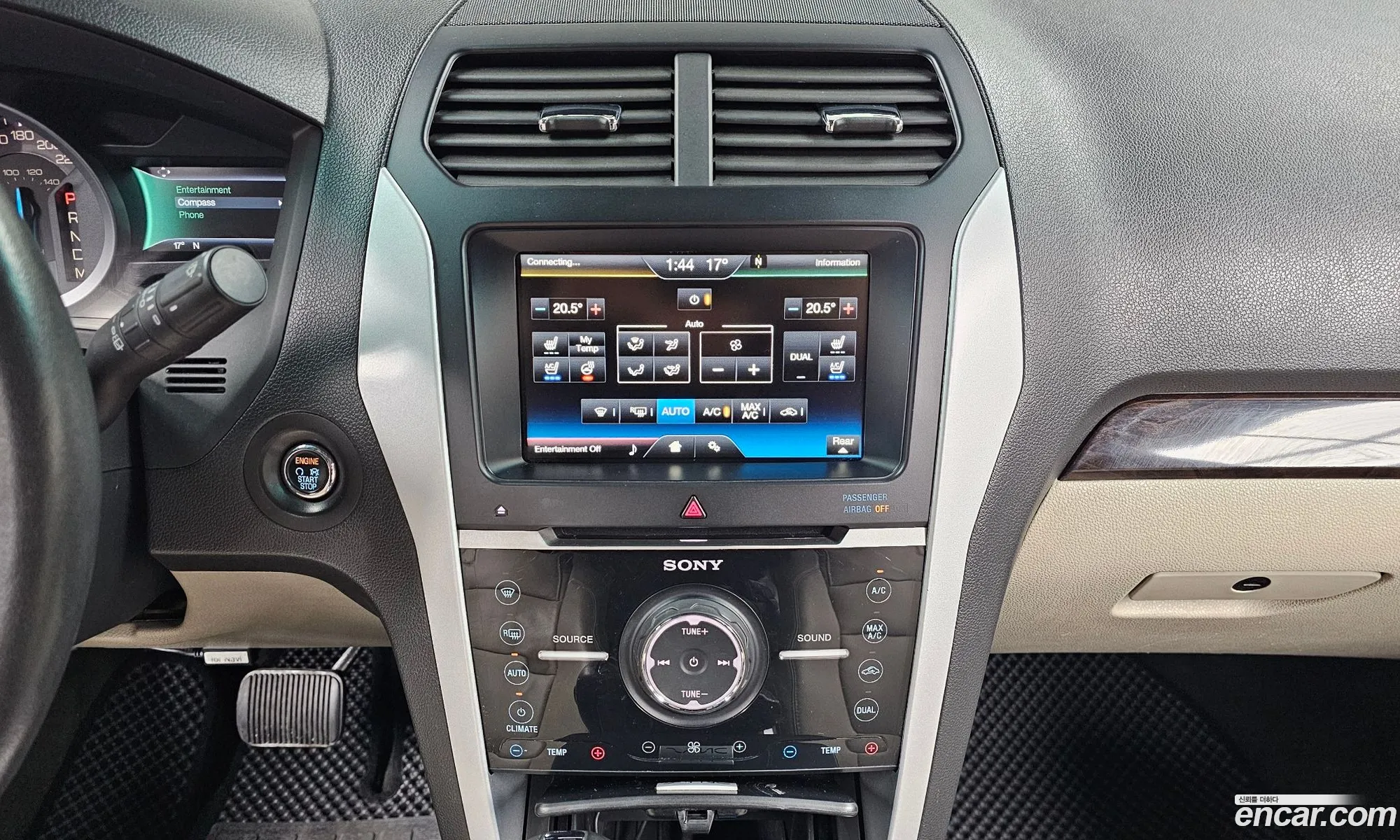 Ford Explorer 2015 1FM5K8F82FGC00627 — 20