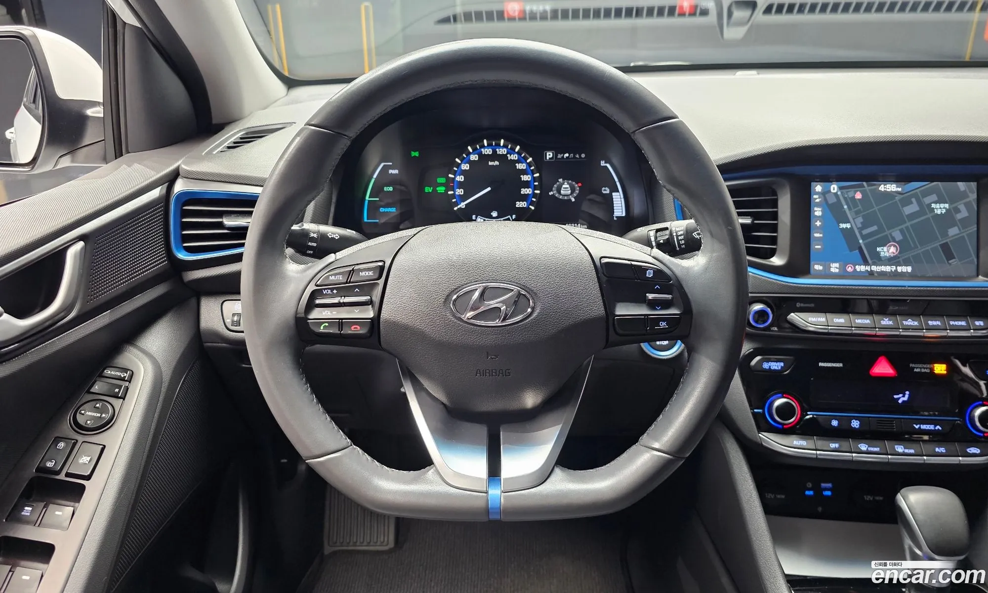 Hyundai Ioniq Hybrid 2016 — 18
