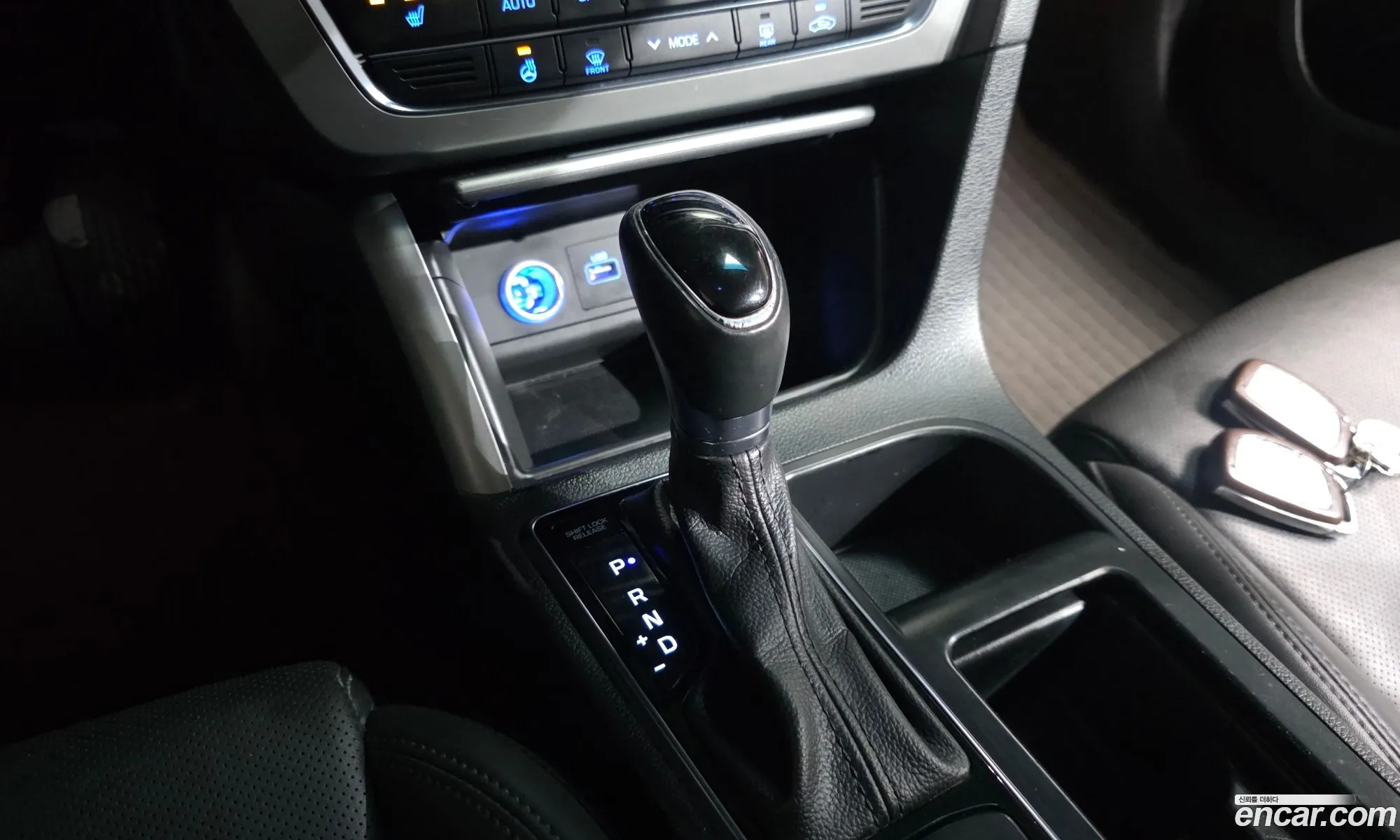 Hyundai LF Sonata 2014 — 9