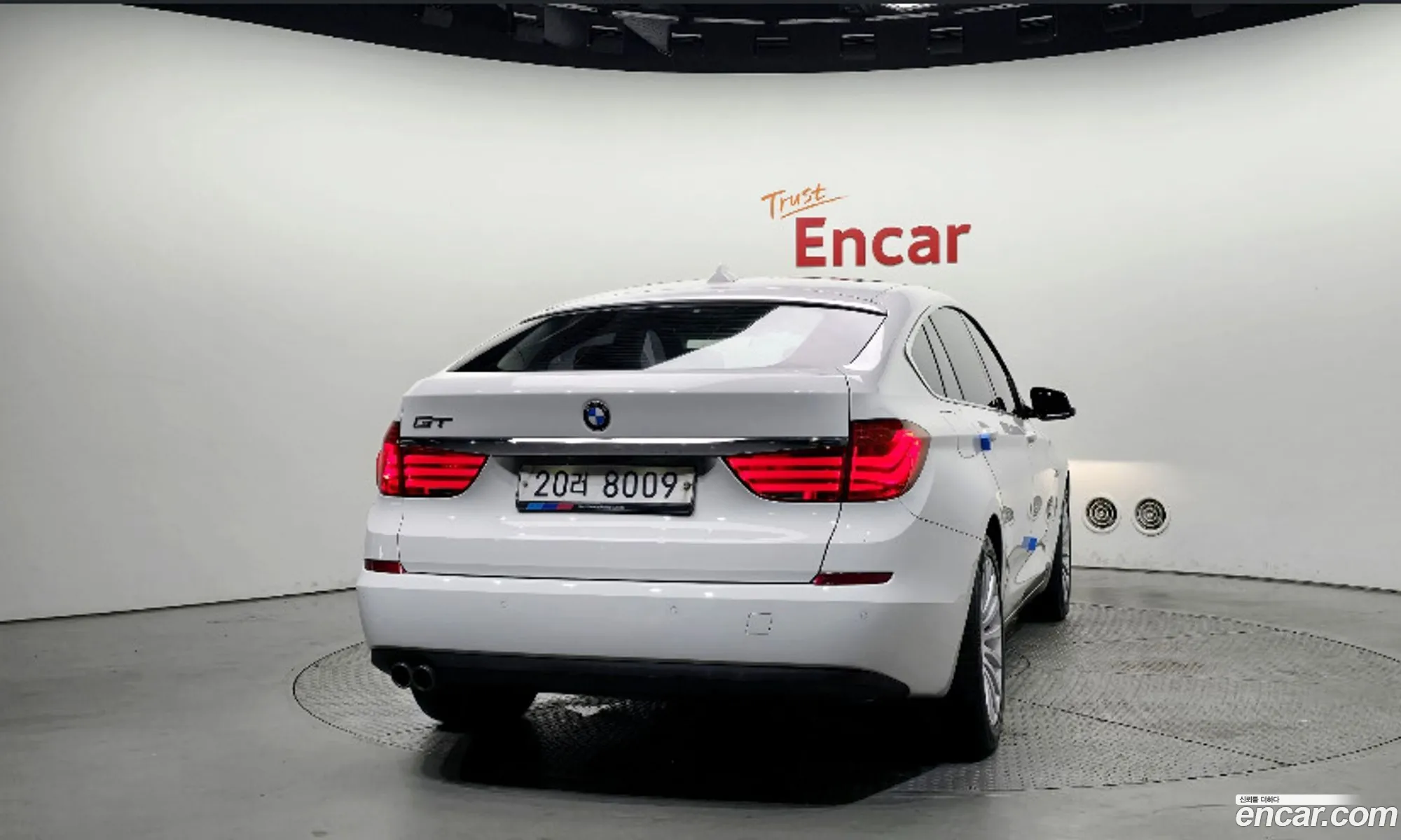 BMW 5 Series GT 2013 — 18