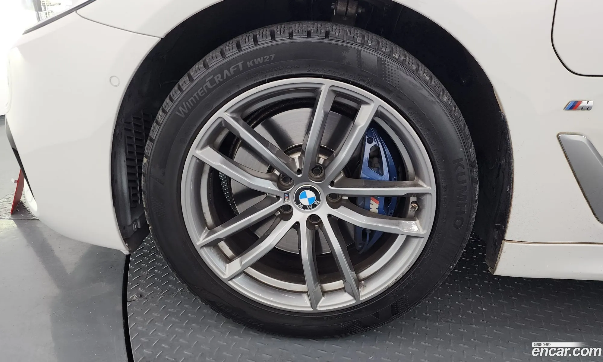 BMW 5 Series 2020 WBAJS9109LCE21302 — 4