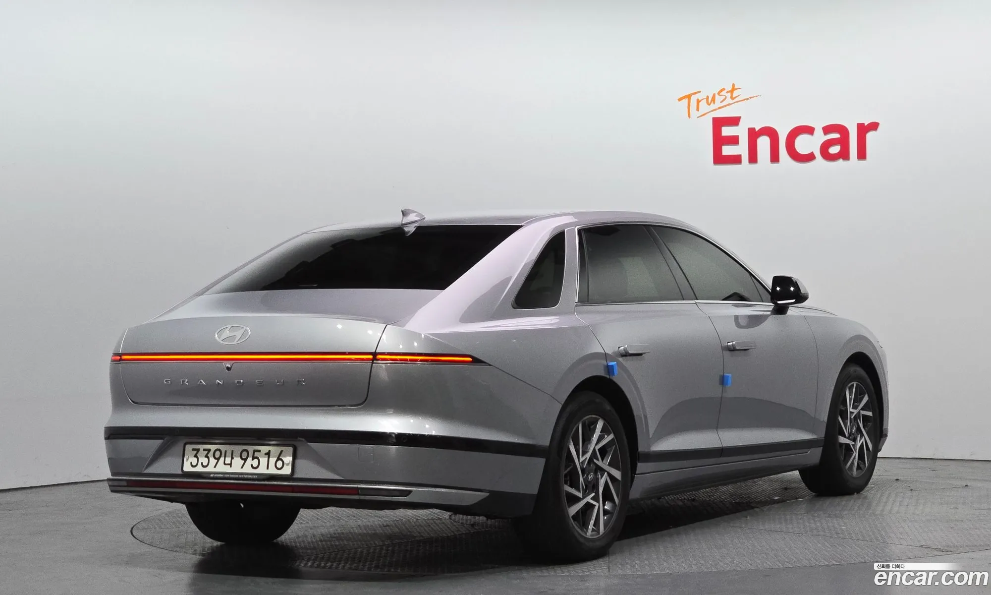 Hyundai Grandeur 2023 — 19