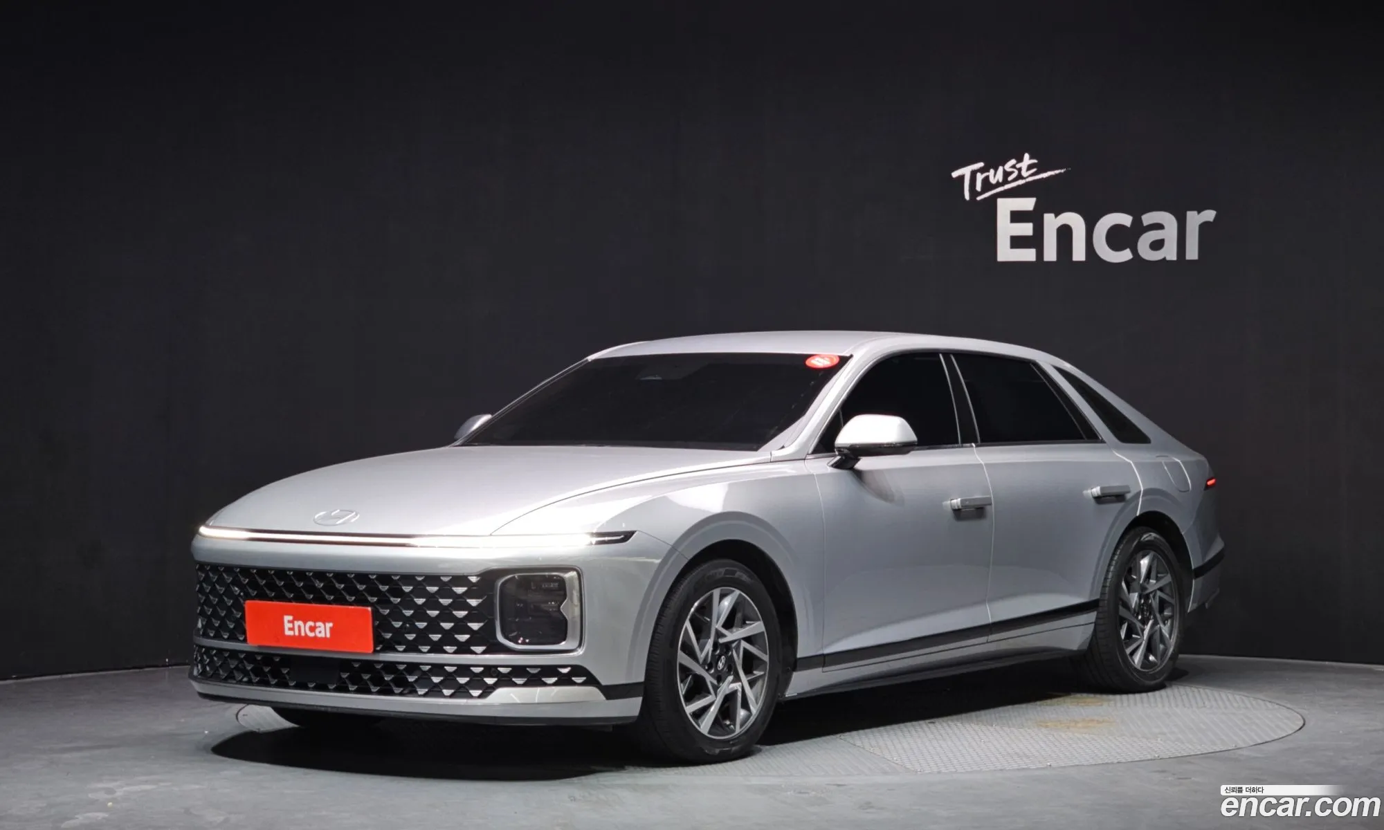 Hyundai Grandeur 2023 — 3