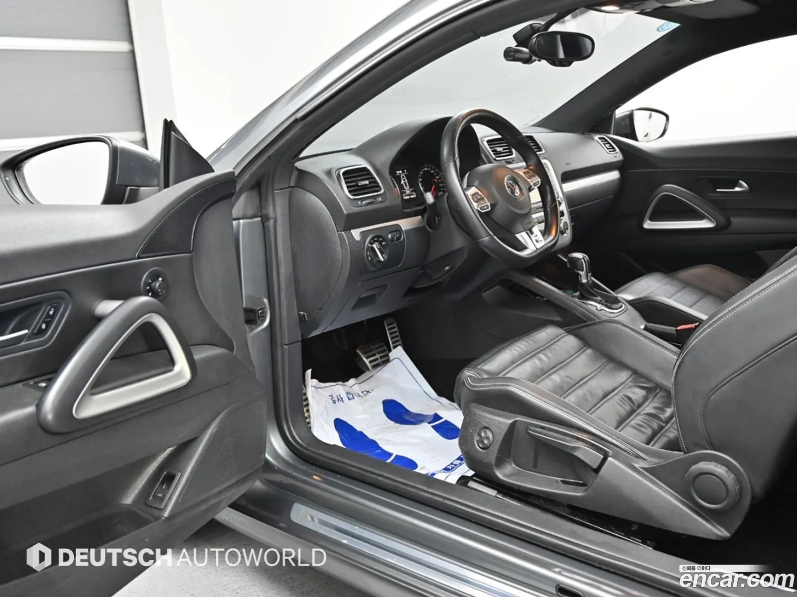 Volkswagen Scirocco 2013 — 17