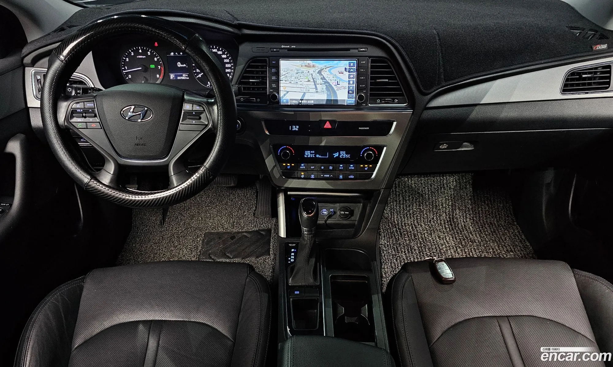 Hyundai LF Sonata 2014 — 4