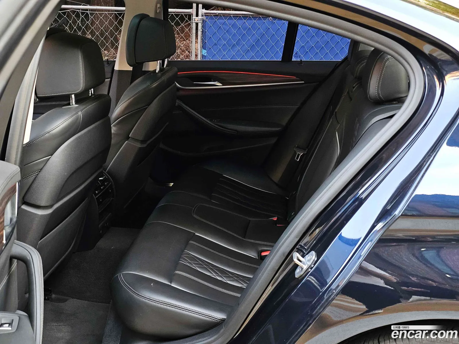 BMW 5 Series 2018 — 11