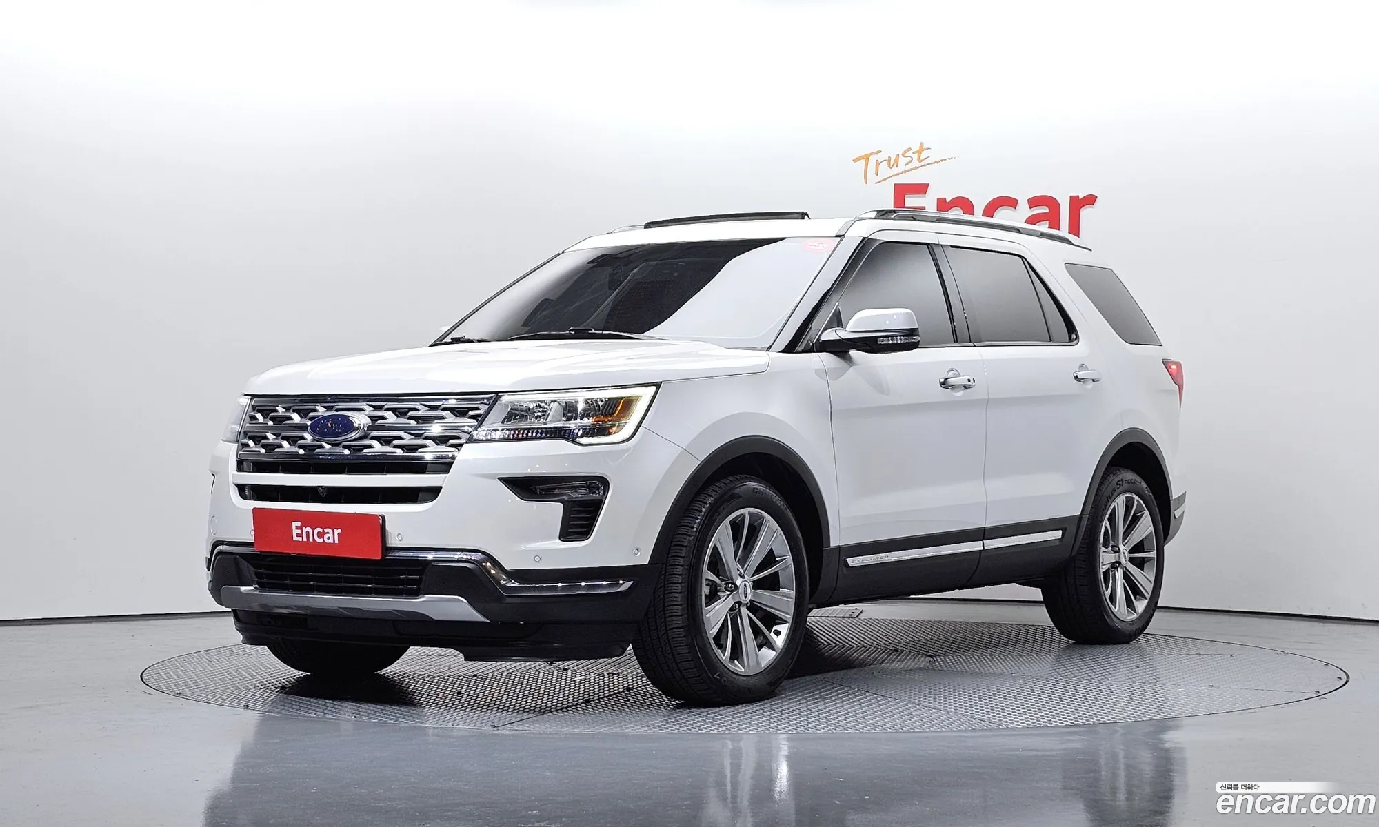 Ford Explorer 2018 1FM5K8FH6JGA49543 — 17