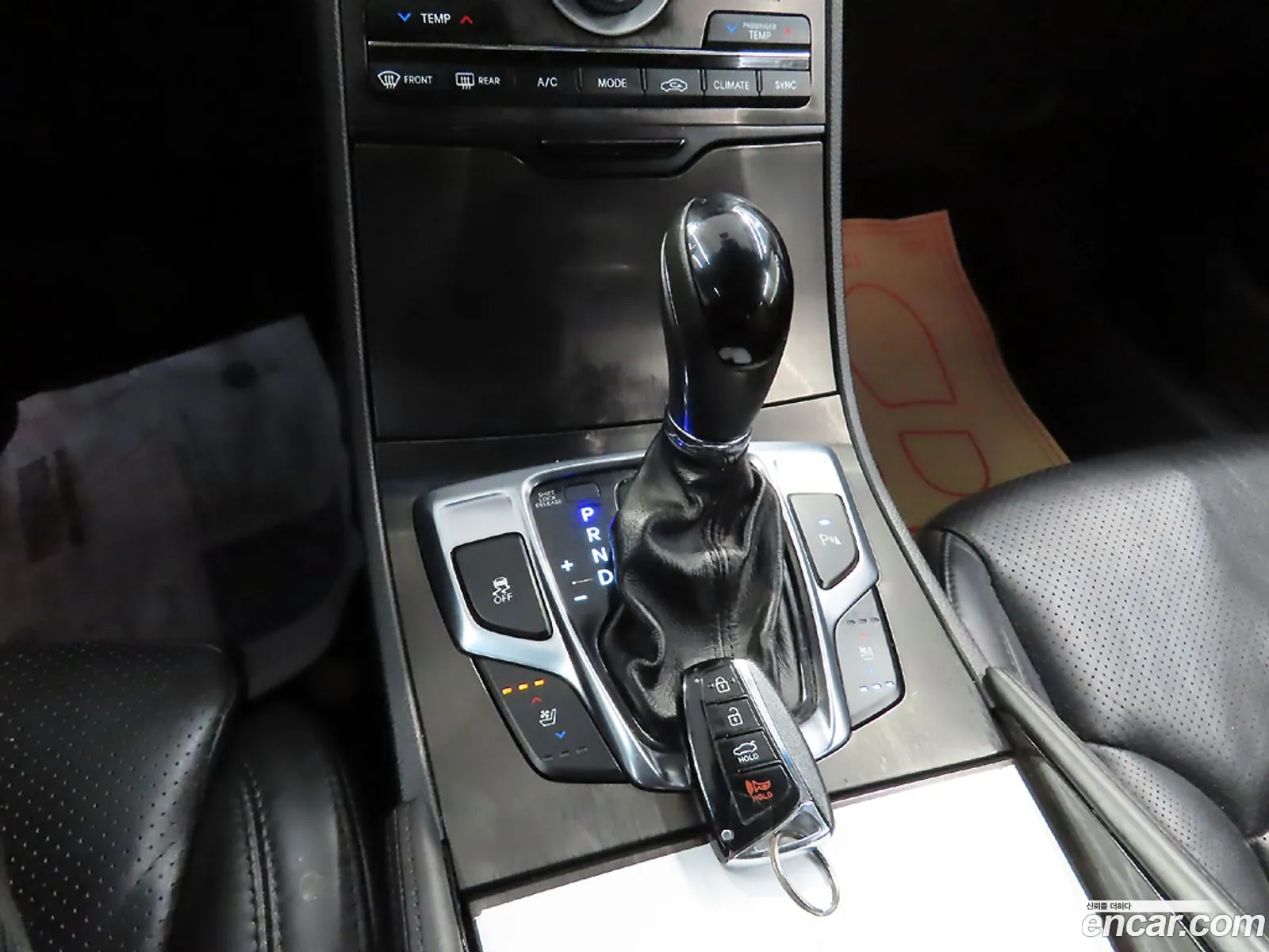 Hyundai Grandeur HG 2015 — 18