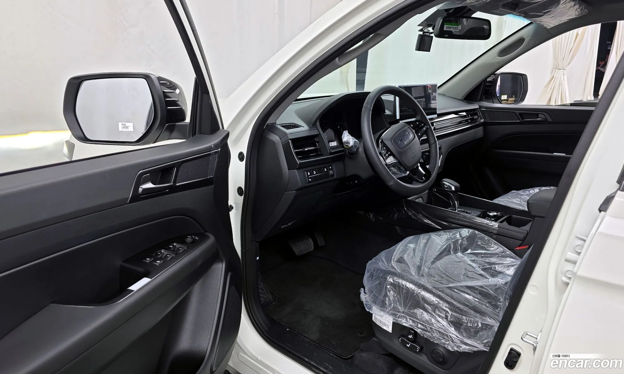 KG Mobility (SsangYong) Musso