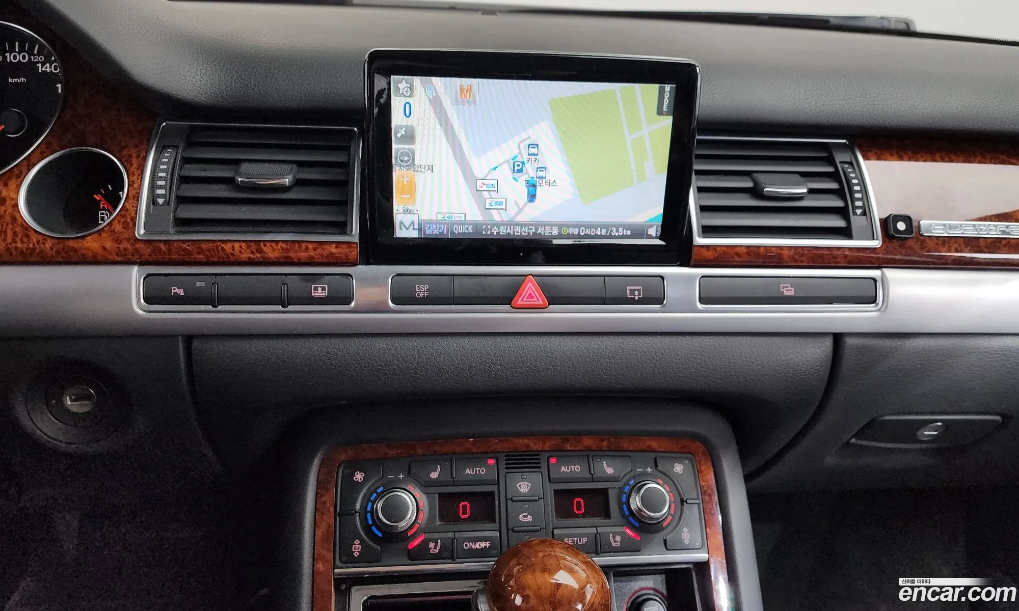Audi A8 2010 WAUZZZ4EXAN004565 — 19