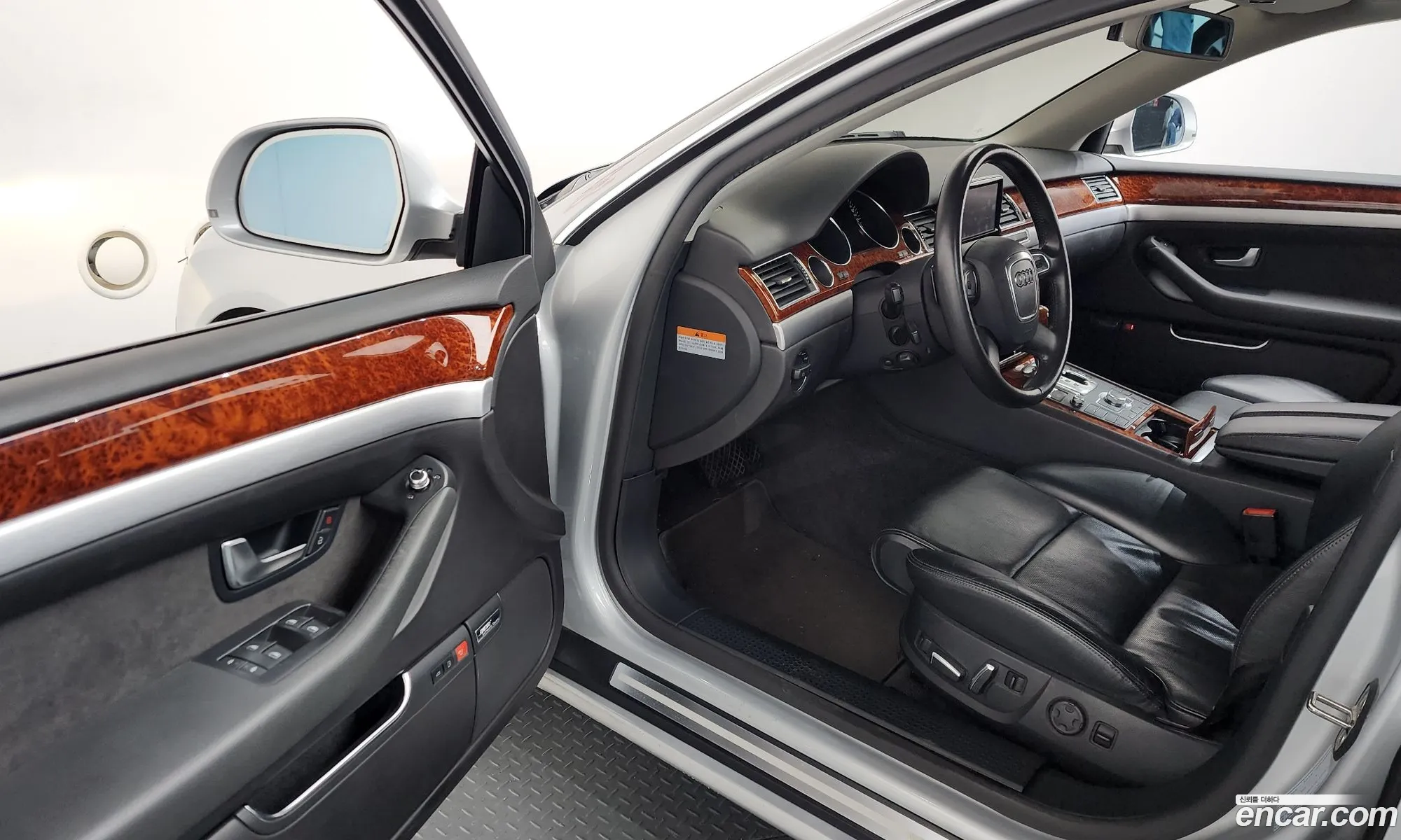 Audi A8 2010 WAUZZZ4EXAN004565 — 10