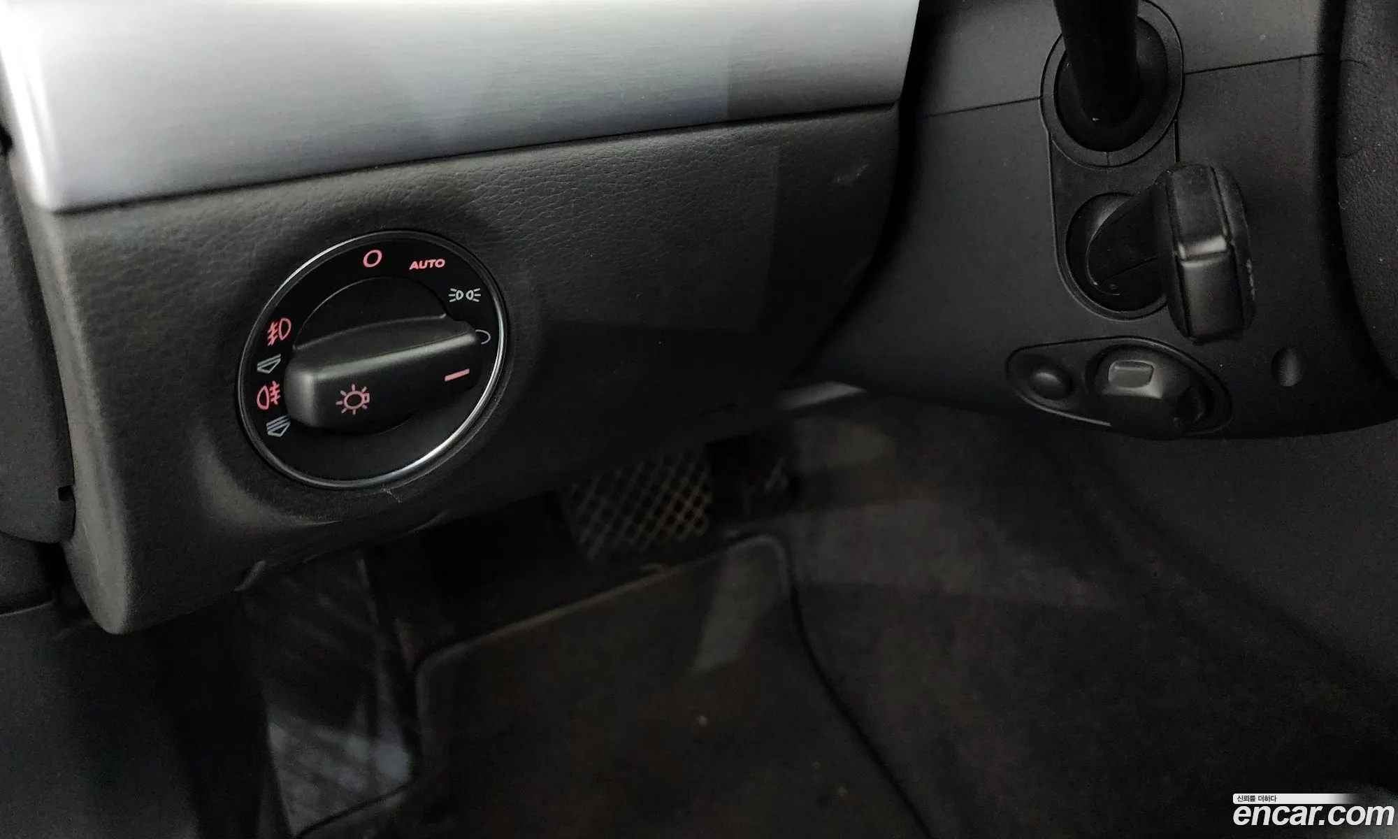 Audi A8 2010 WAUZZZ4EXAN004565 — 8