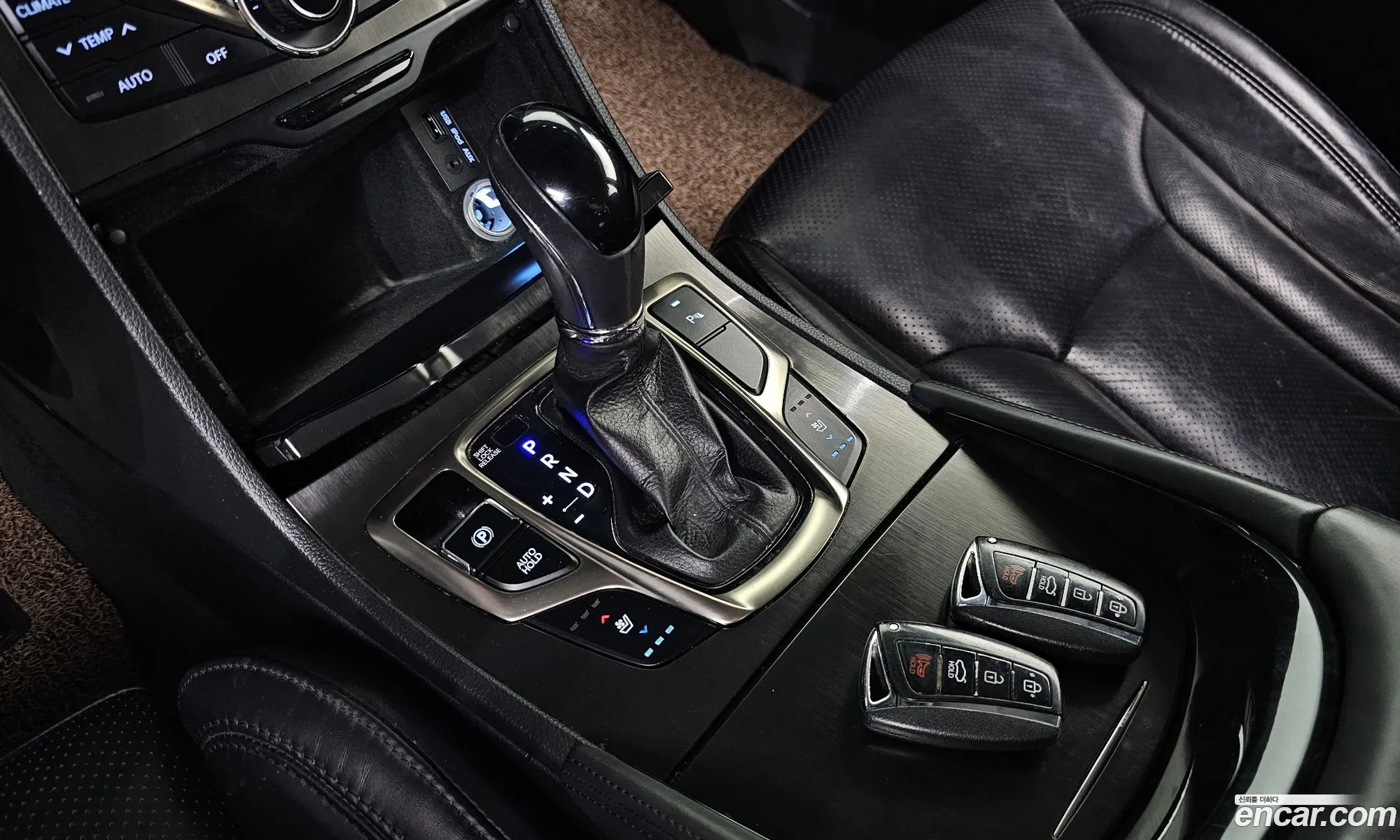 Hyundai Grandeur HG 2013 — 13